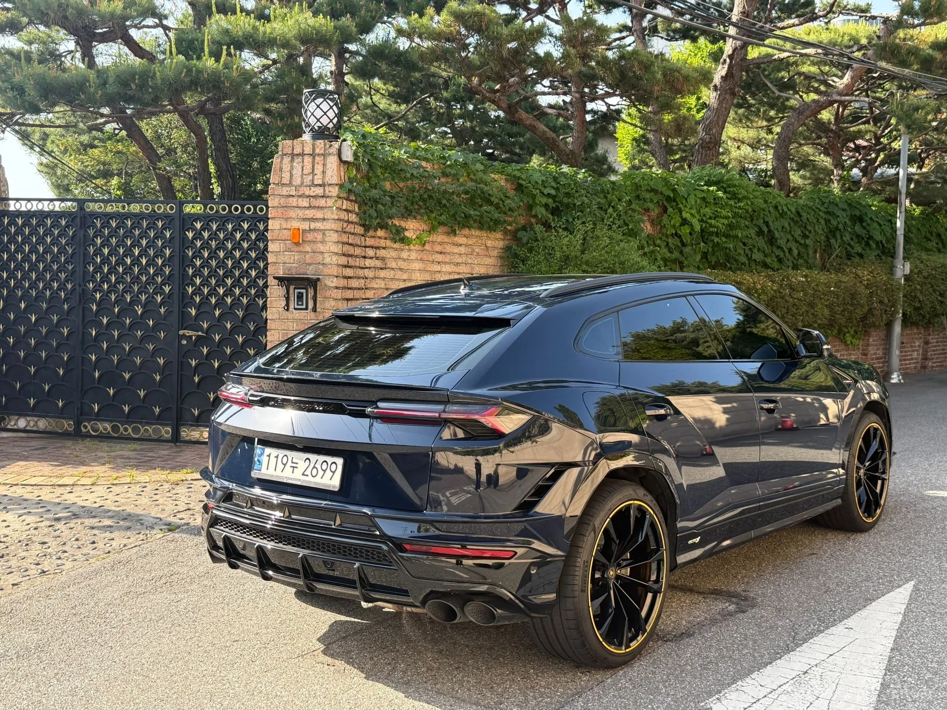 Lamborghini Urus превью 6