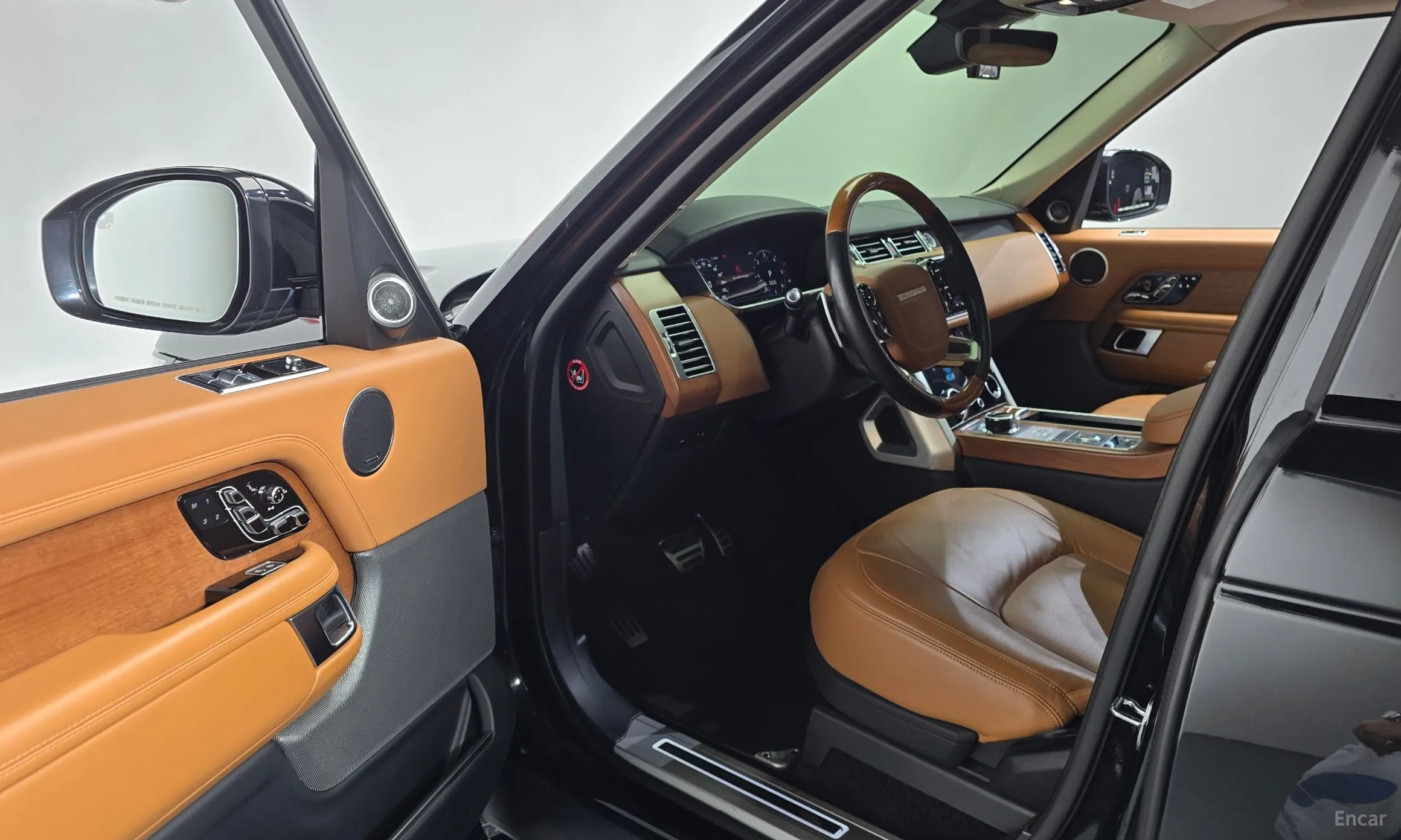 Land Rover Range Rover 4th Generation превью 10