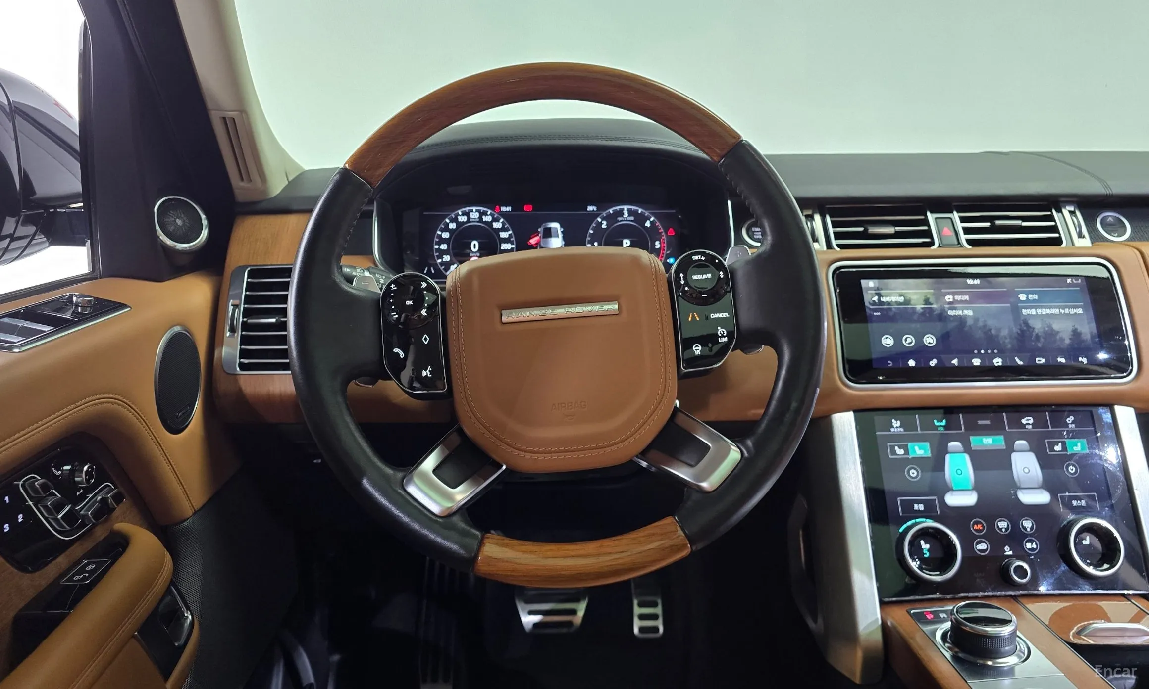 Land Rover Range Rover 4th Generation превью 14