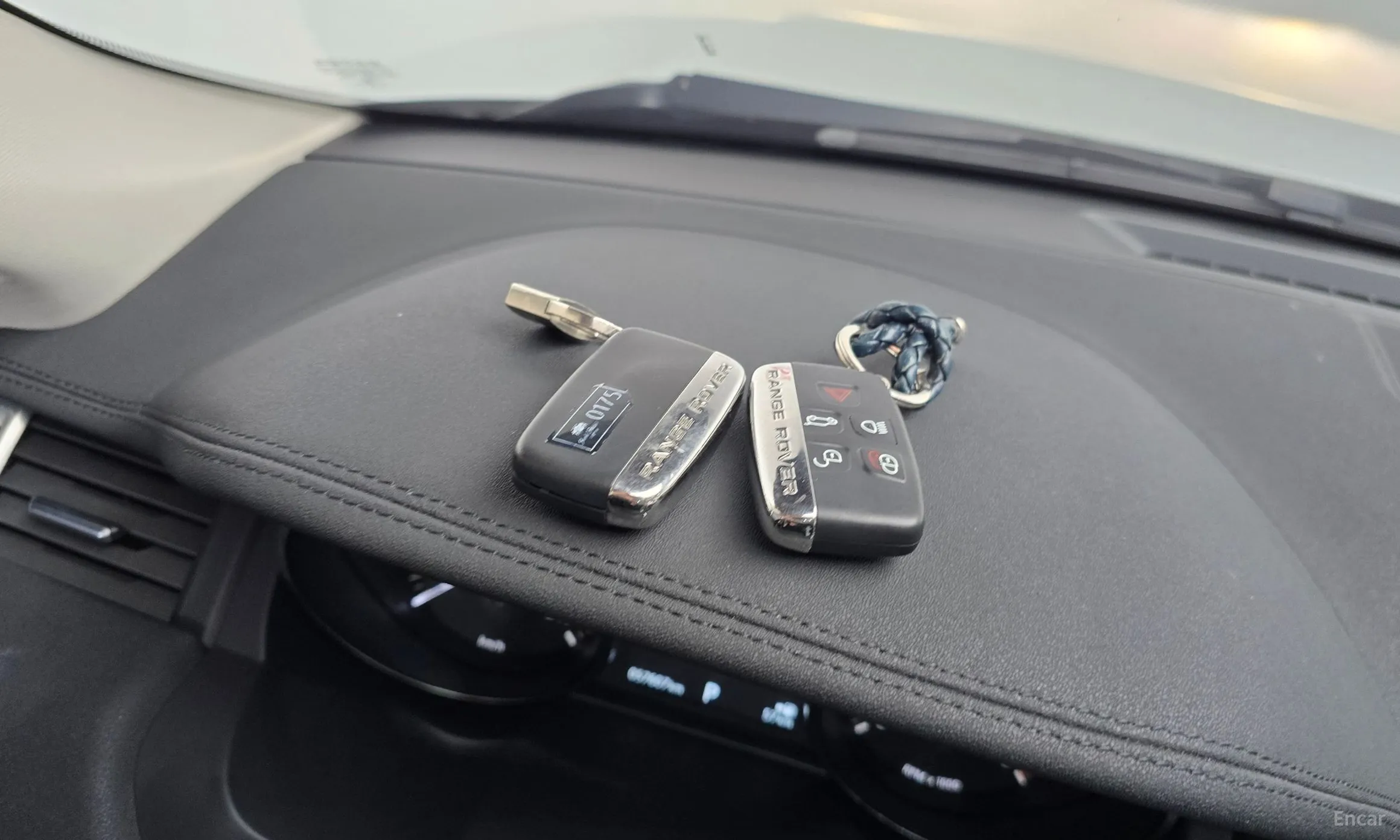 Land Rover Range Rover Evoque превью 16