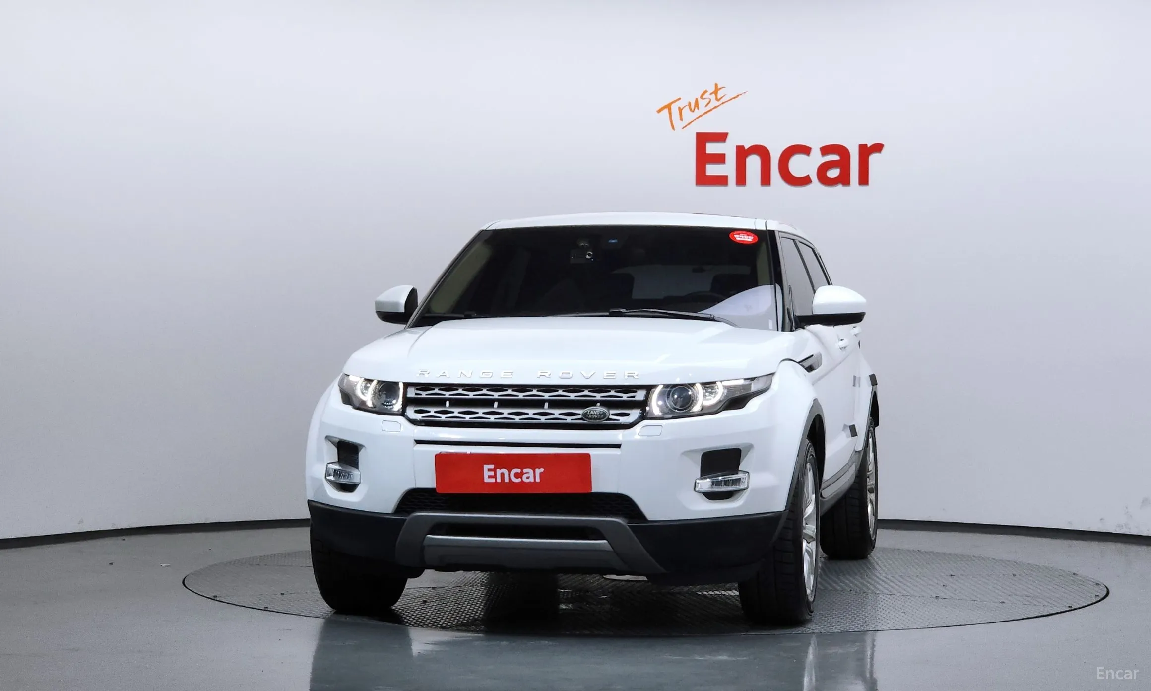 Land Rover Range Rover Evoque превью 3