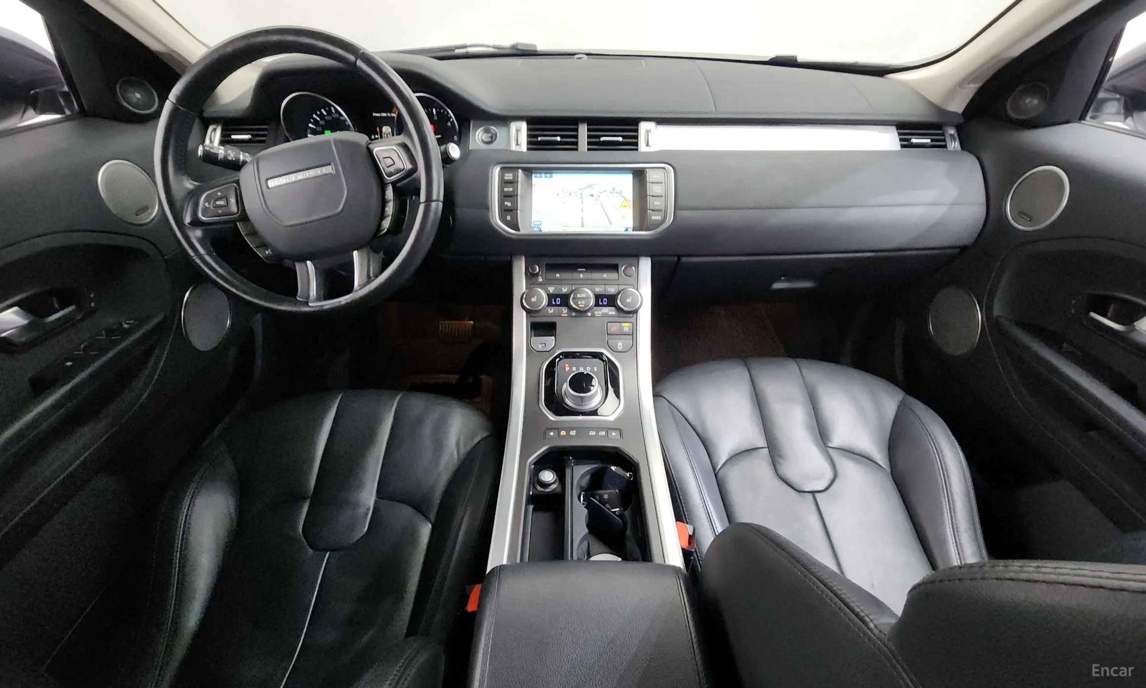 Land Rover Range Rover Evoque превью 7