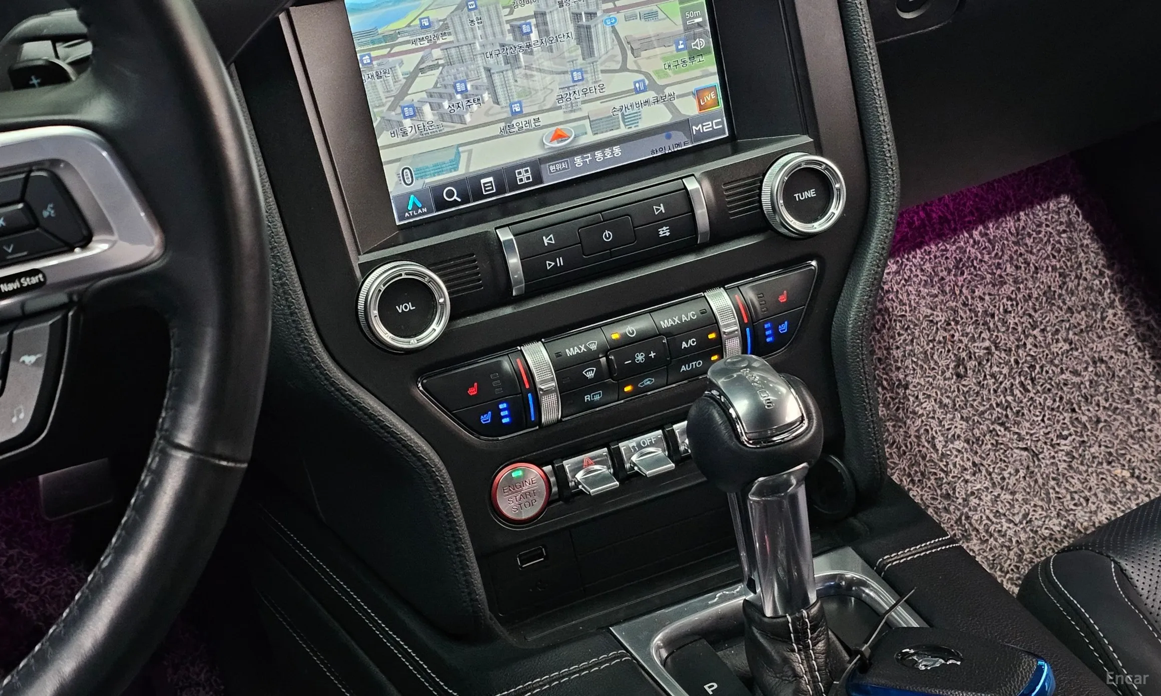 Ford Mustang превью 18