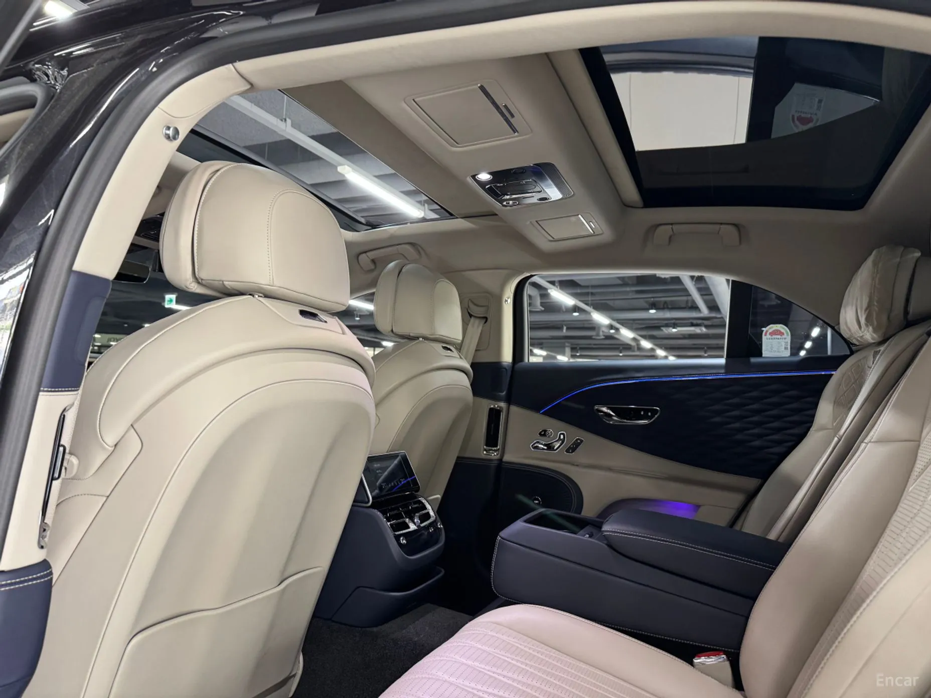 Bentley Flying Spur 3rd Generation превью 13