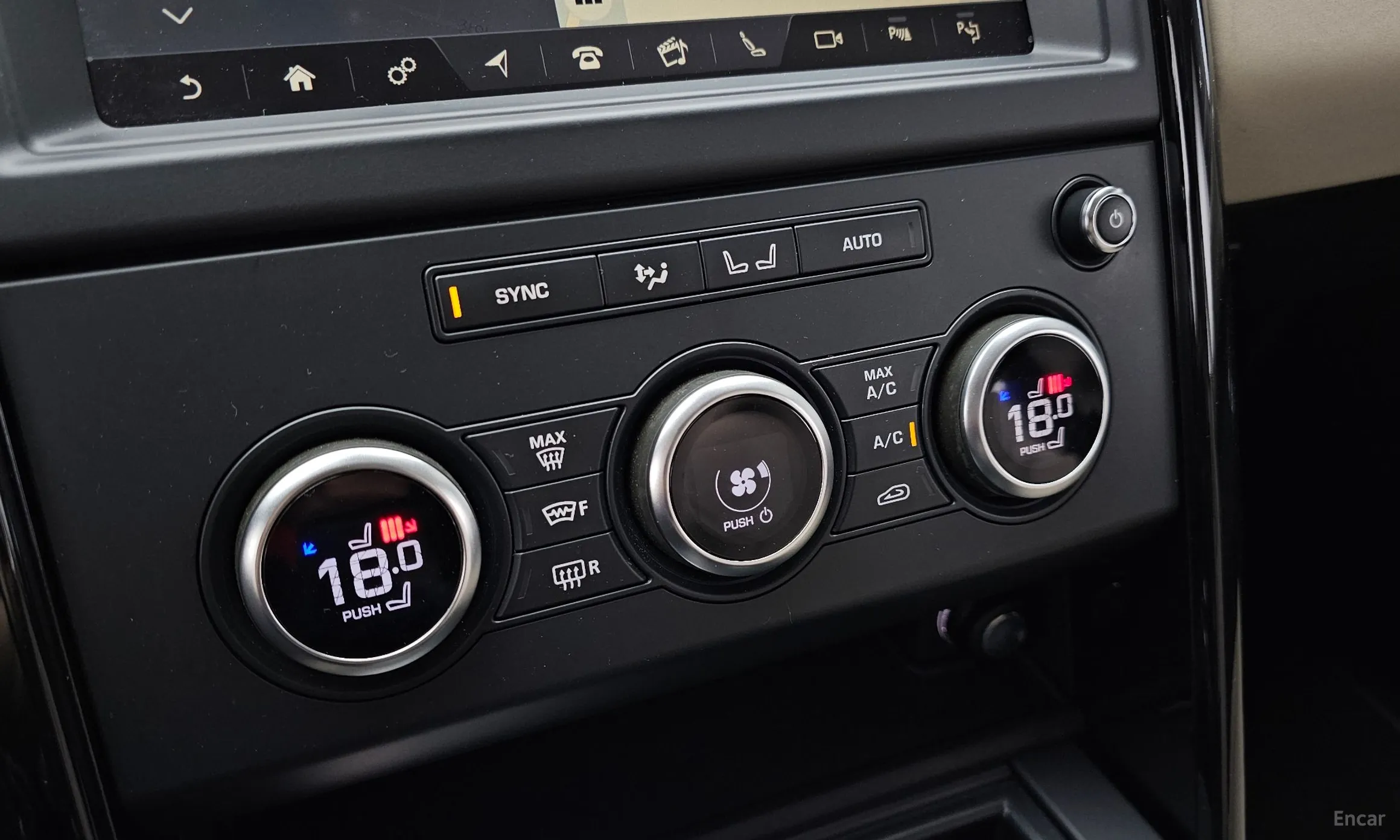 Land Rover Discovery 5 превью 19