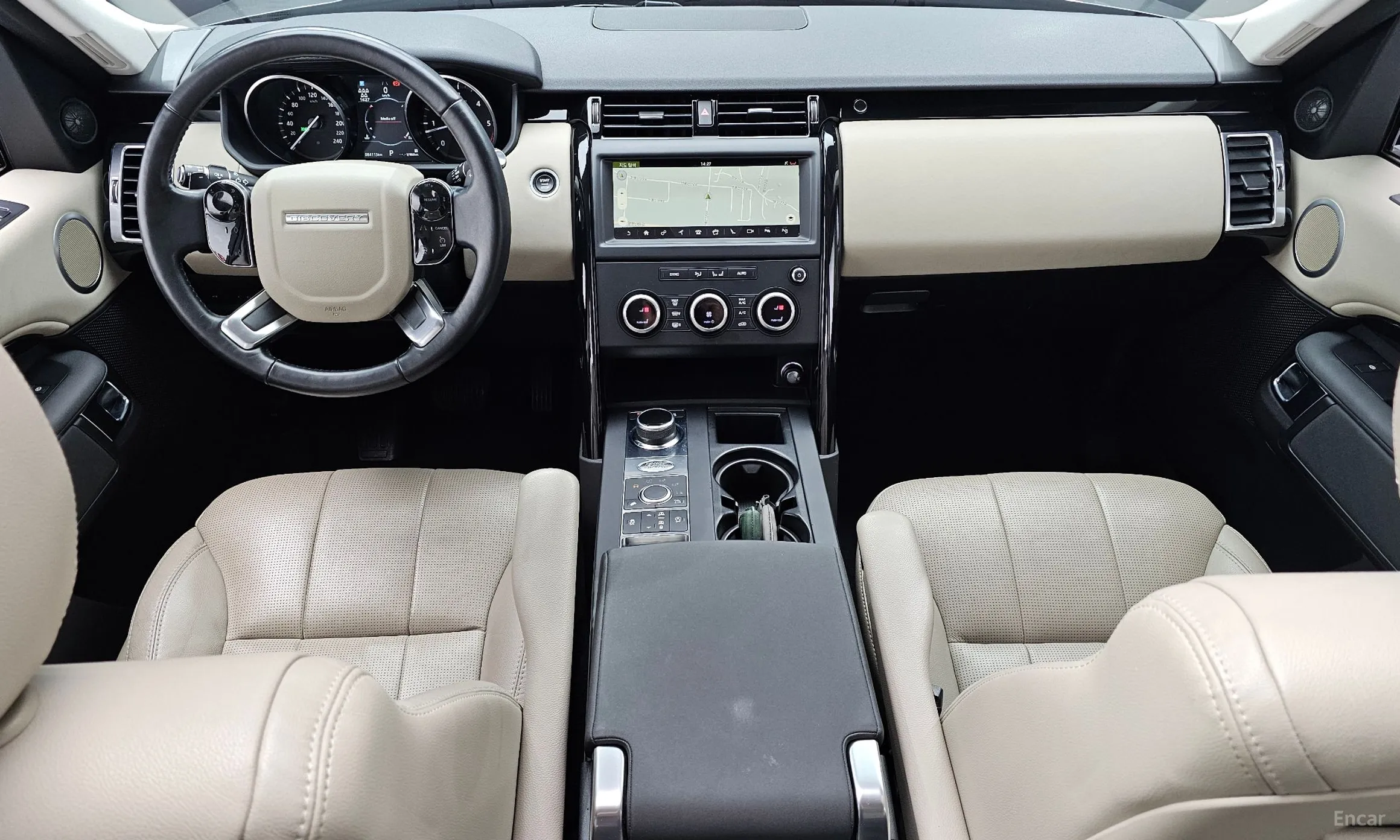 Land Rover Discovery 5 превью 7