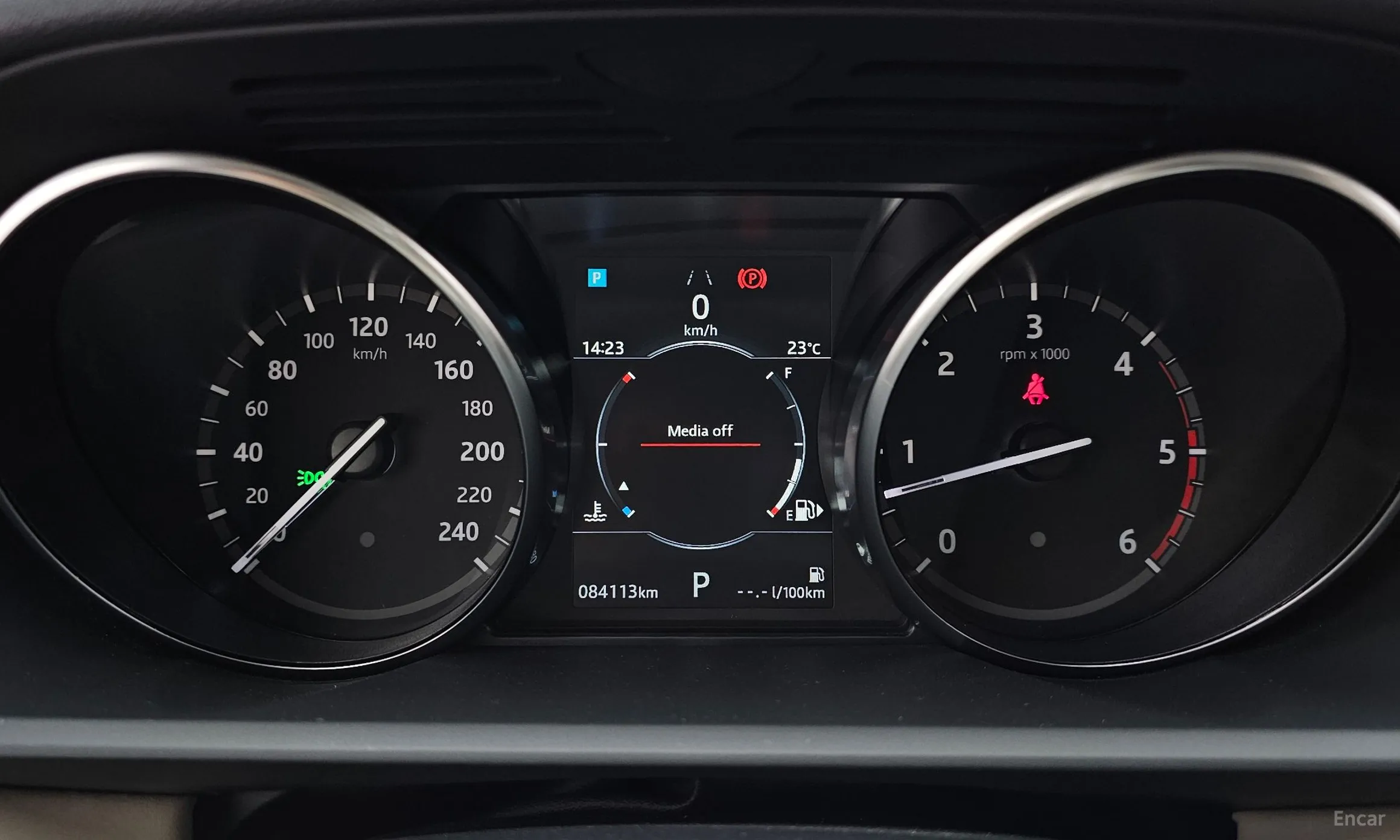 Land Rover Discovery 5 превью 8