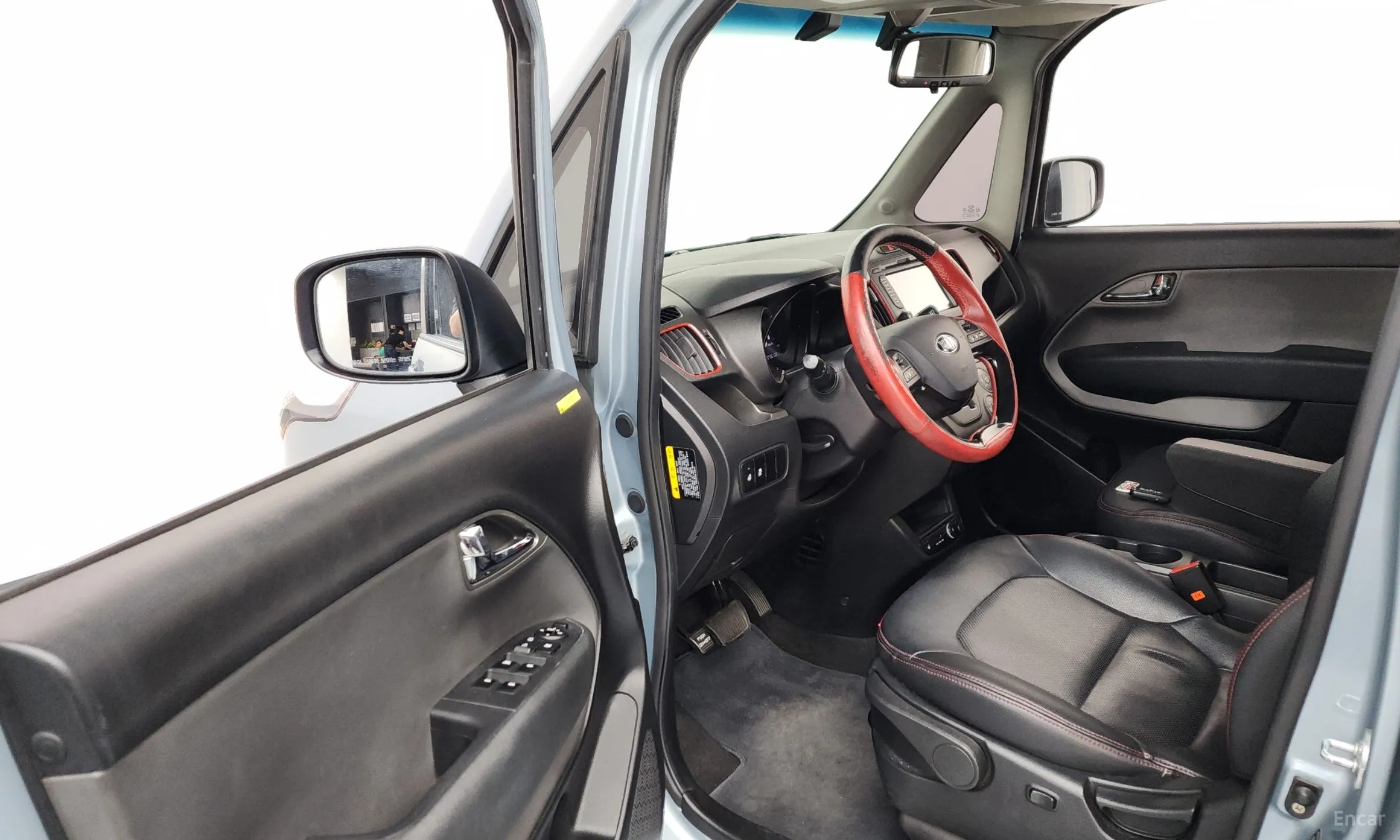 Kia Ray превью 10