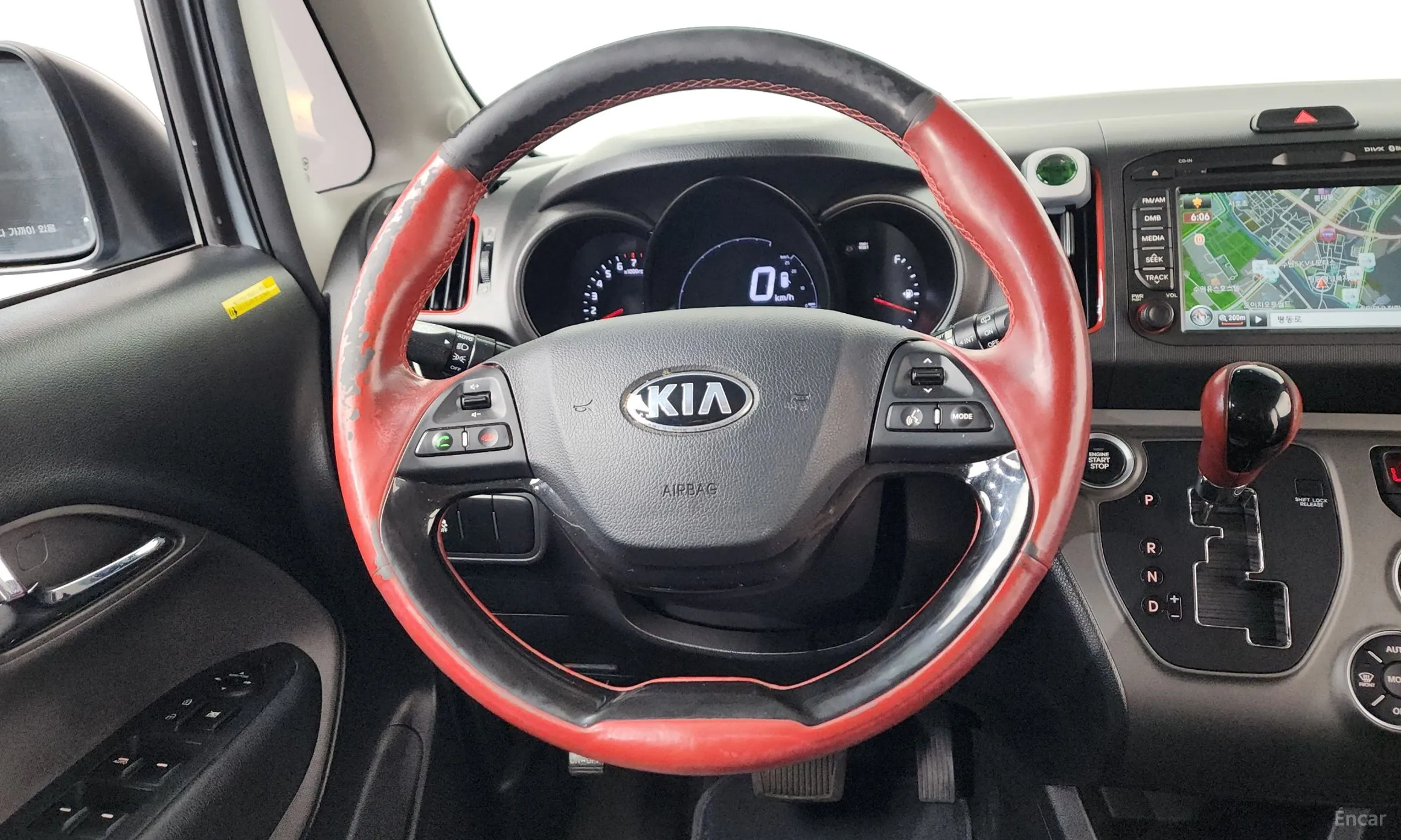 Kia Ray превью 15