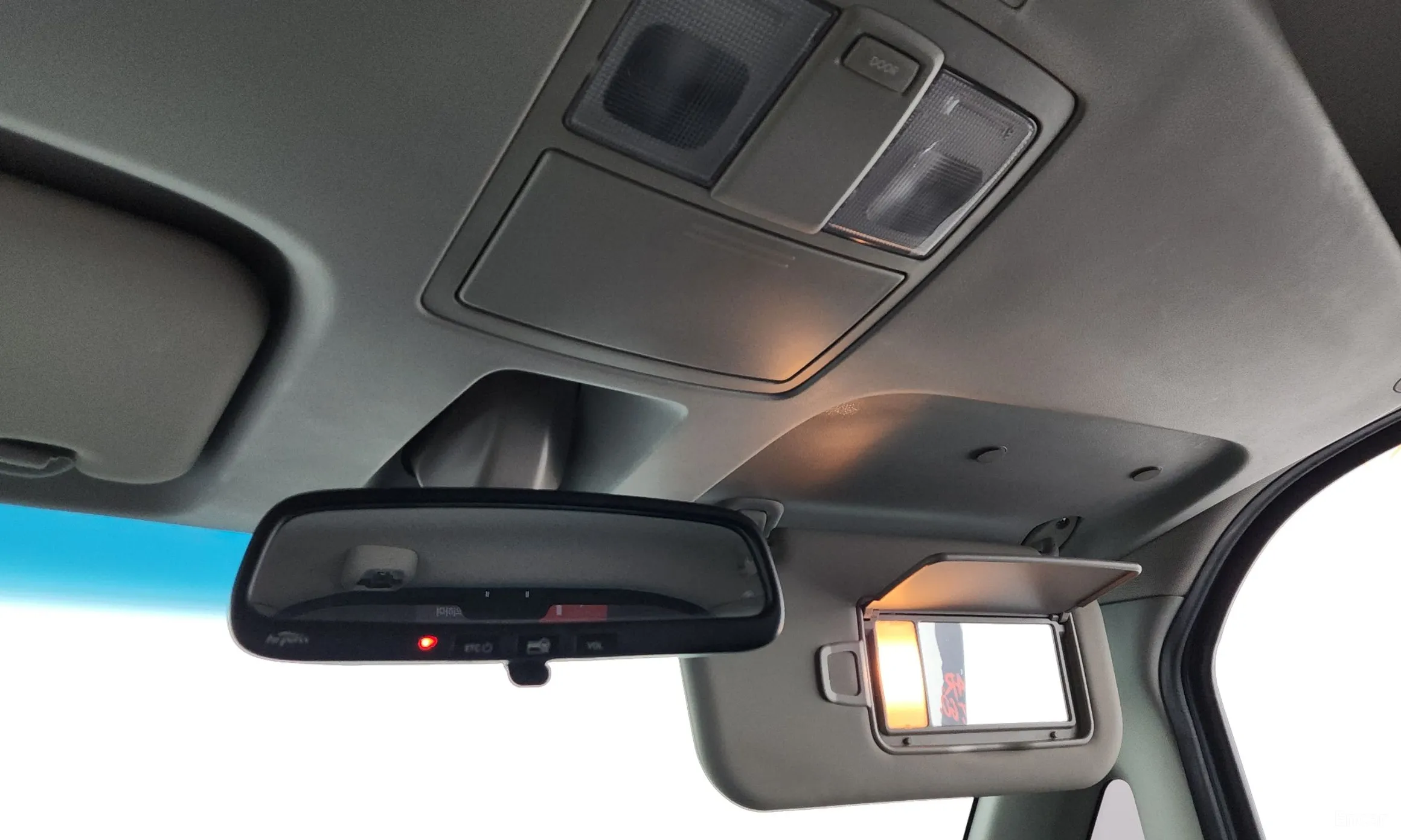 Kia Ray превью 20