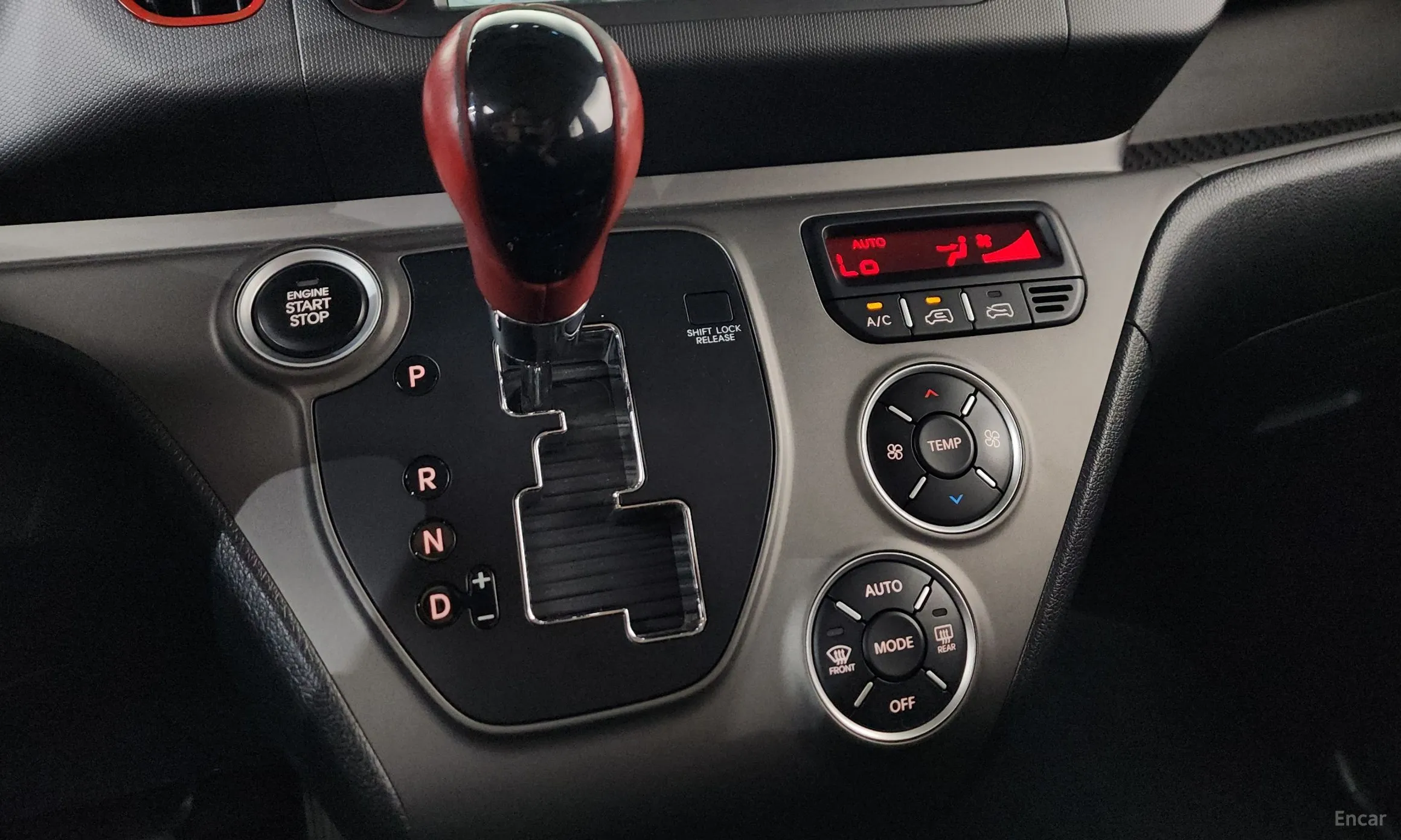 Kia Ray превью 9