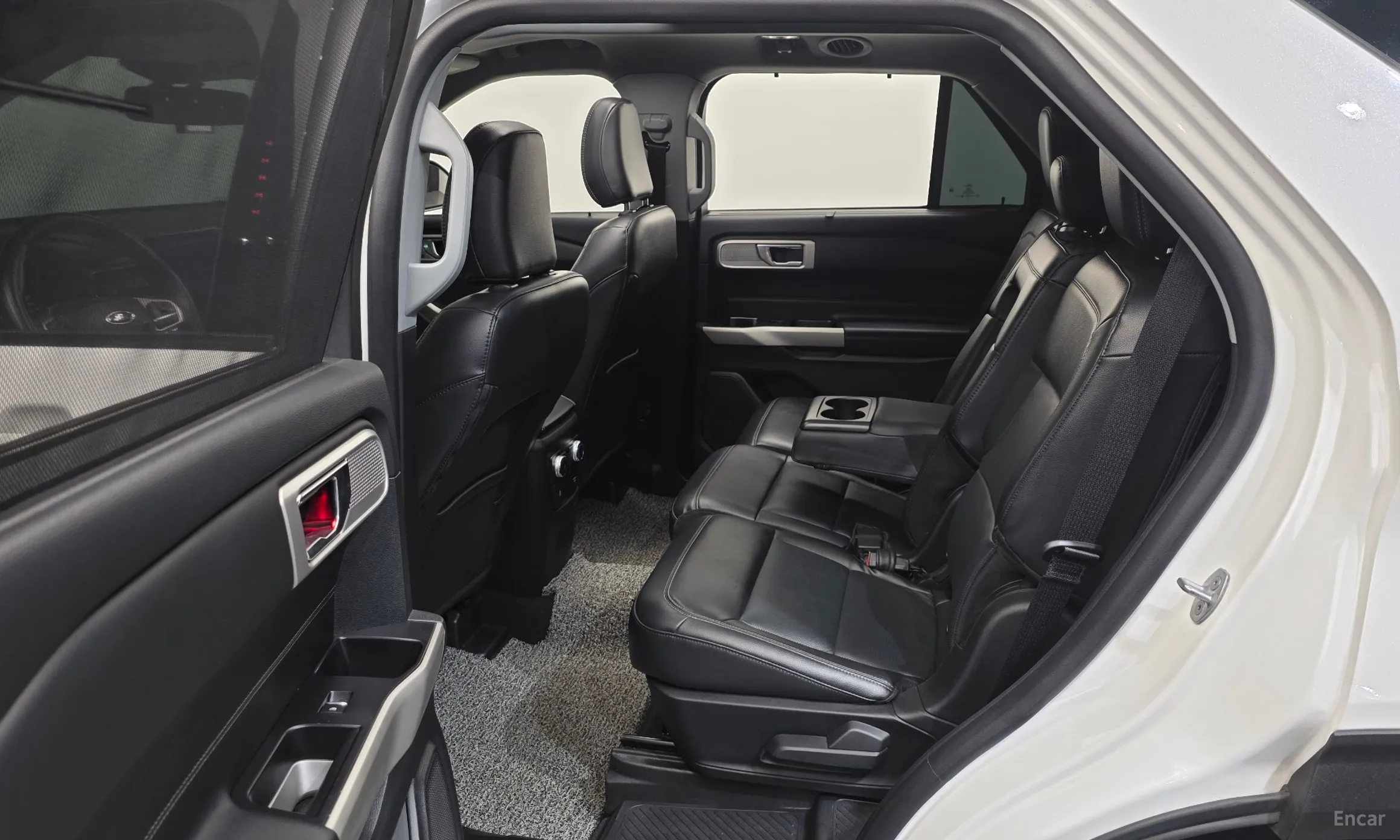 Ford Explorer 6th Generation превью 13