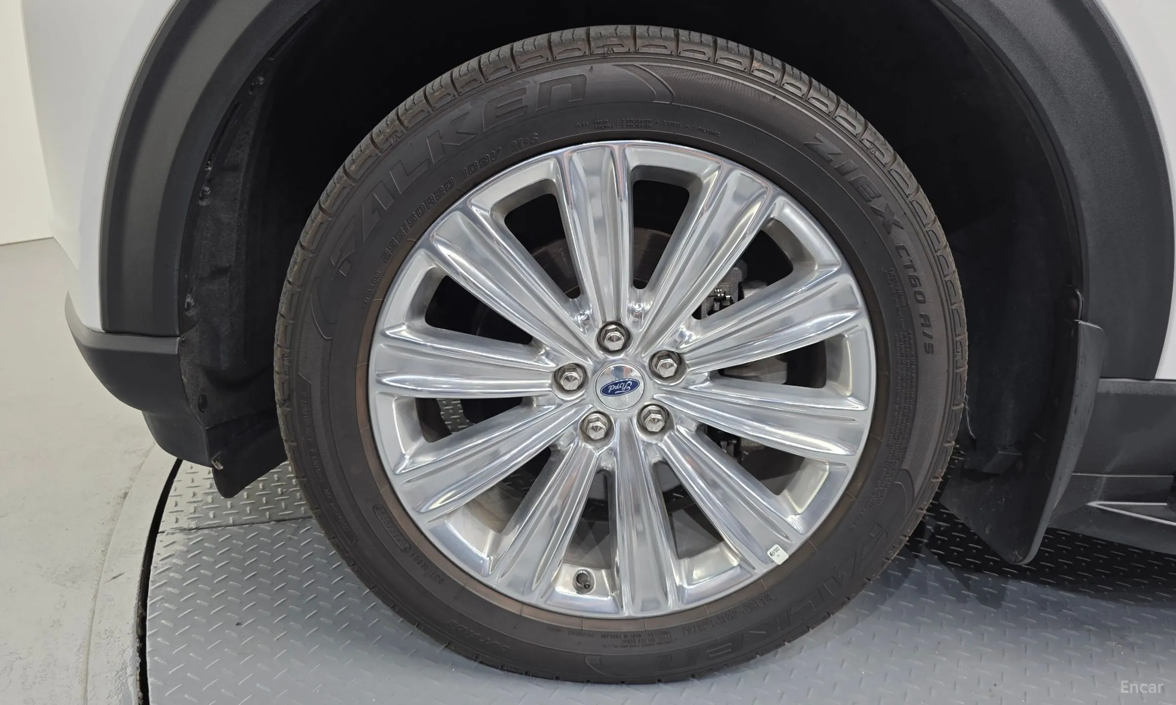 Ford Explorer 6th Generation превью 5