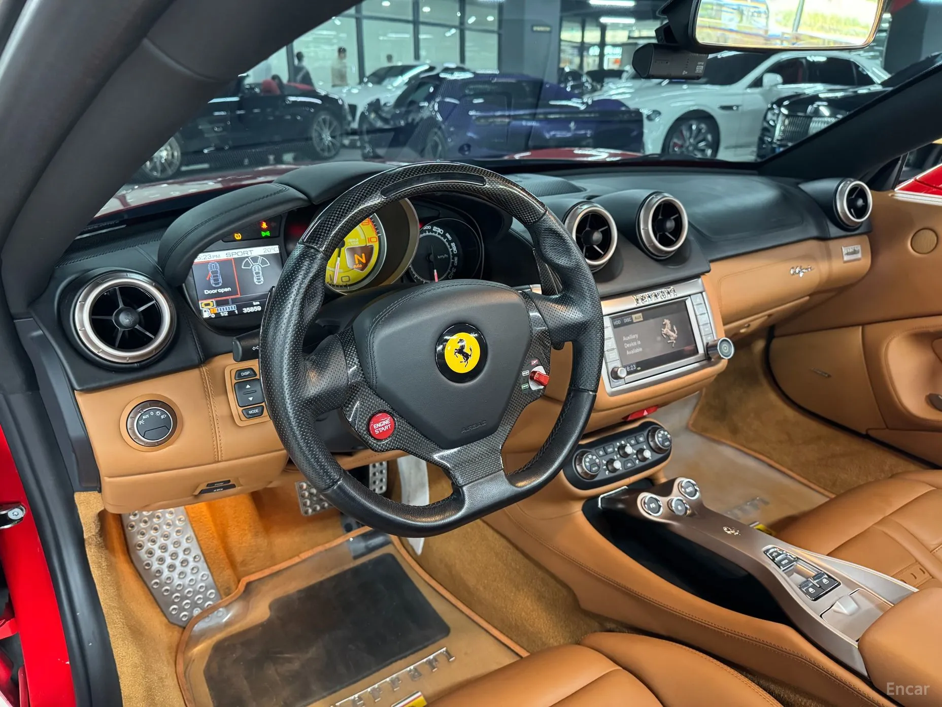 Ferrari California превью 10