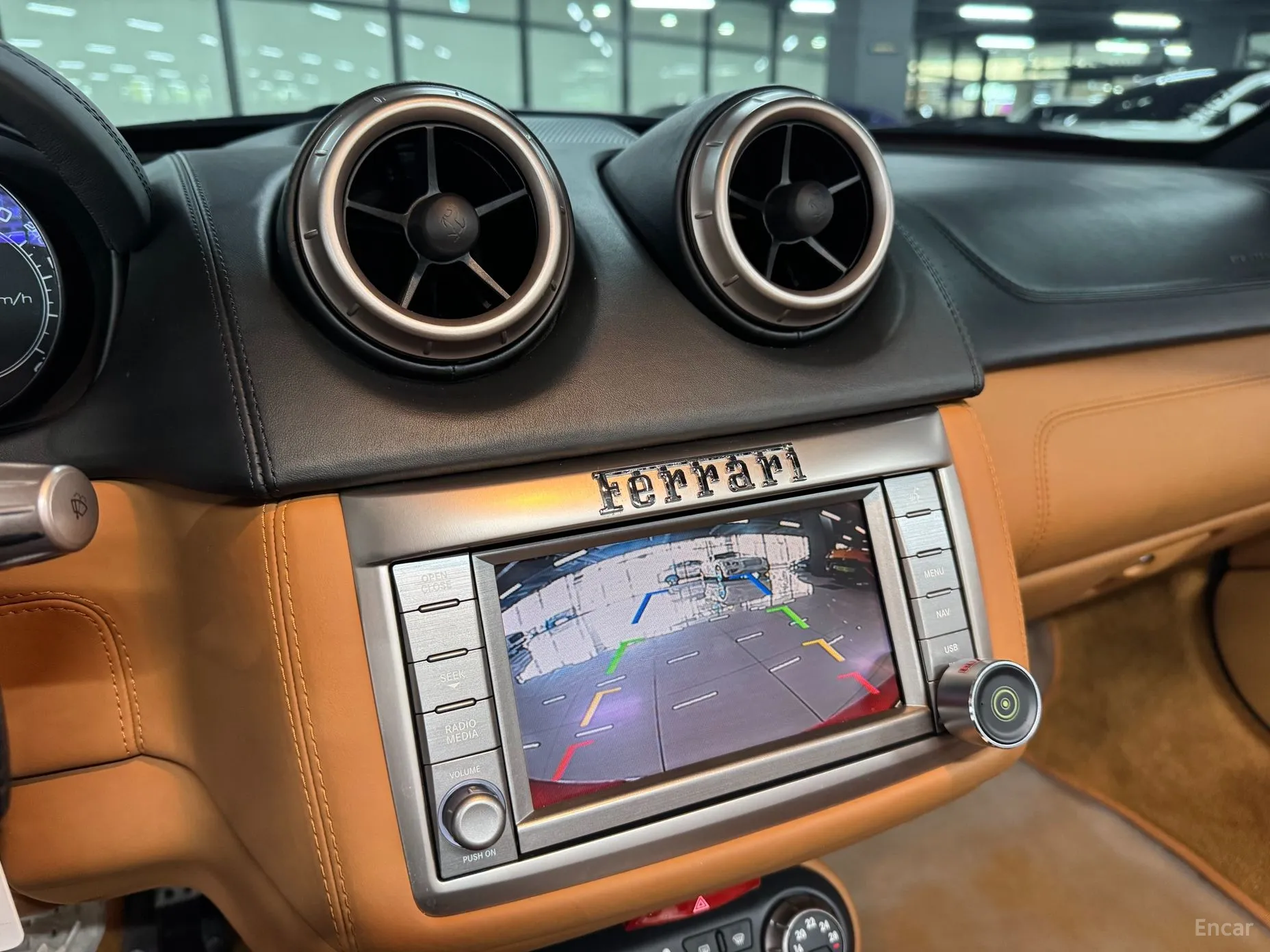 Ferrari California превью 15