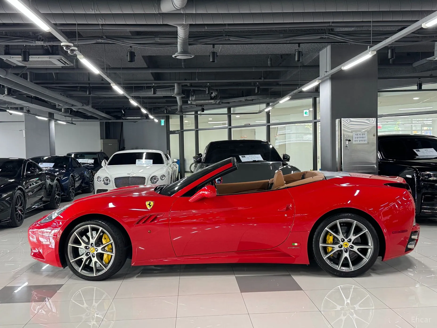Ferrari California превью 3