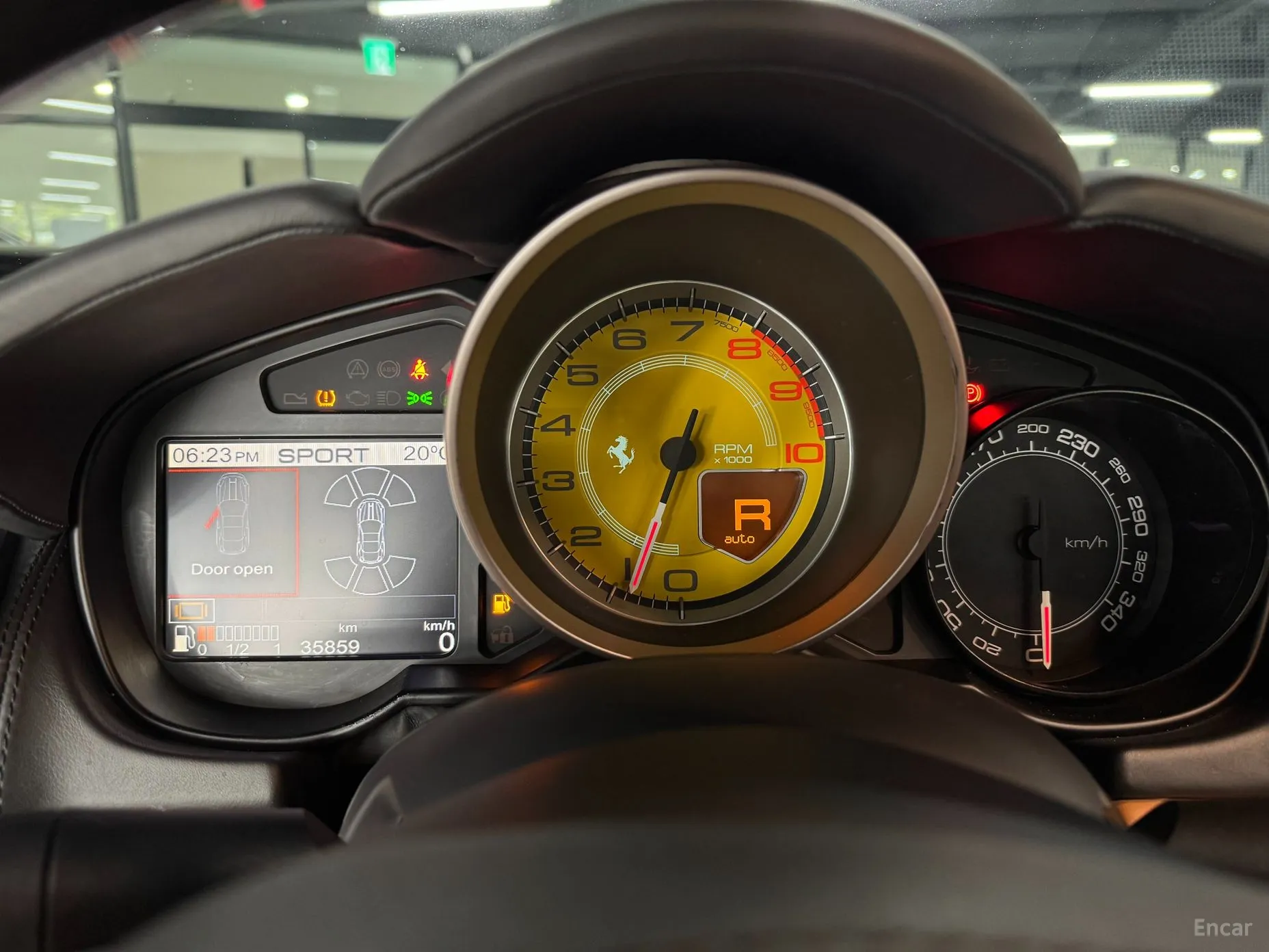 Ferrari California превью 8