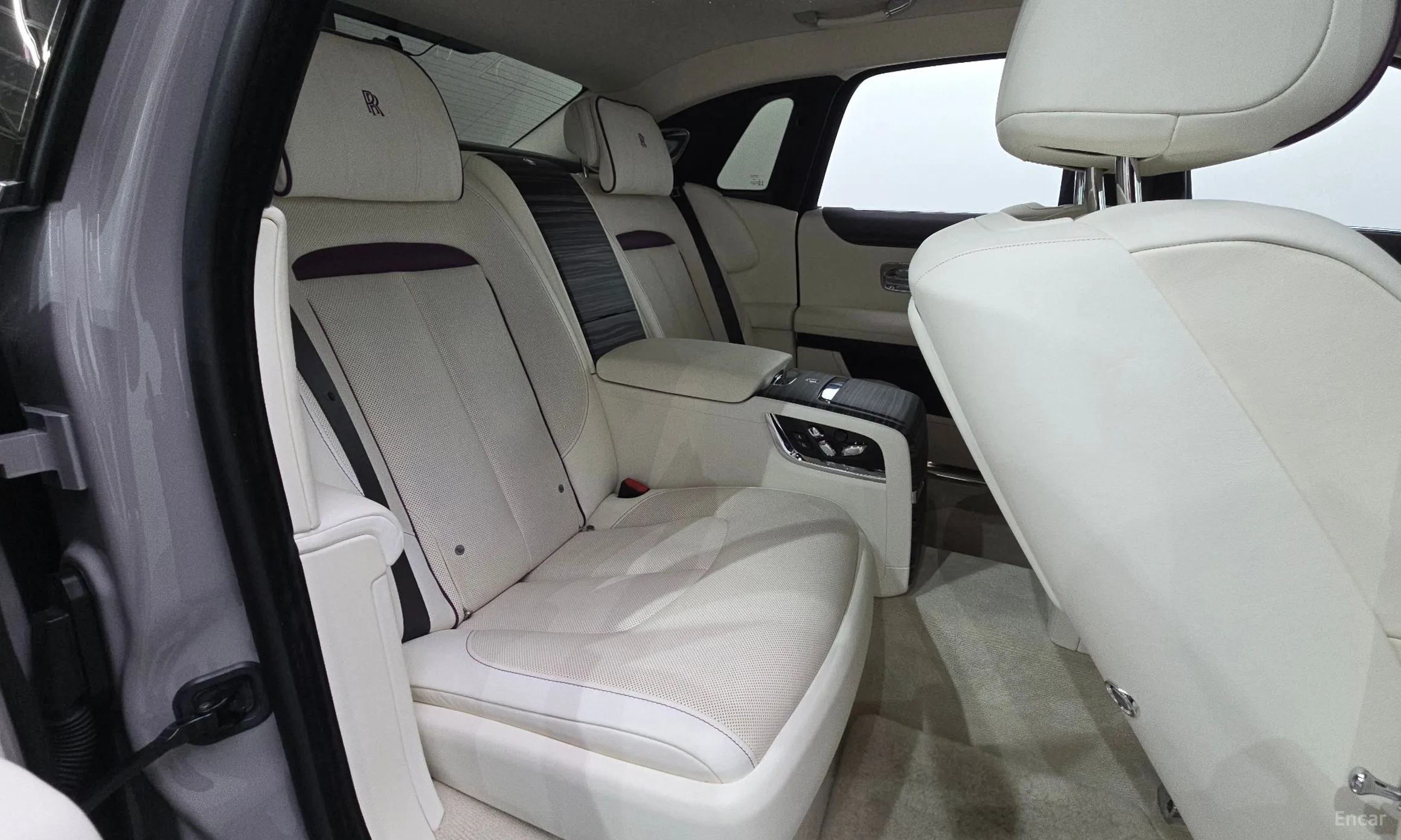Rolls-Royce Ghost 2nd Generation превью 12