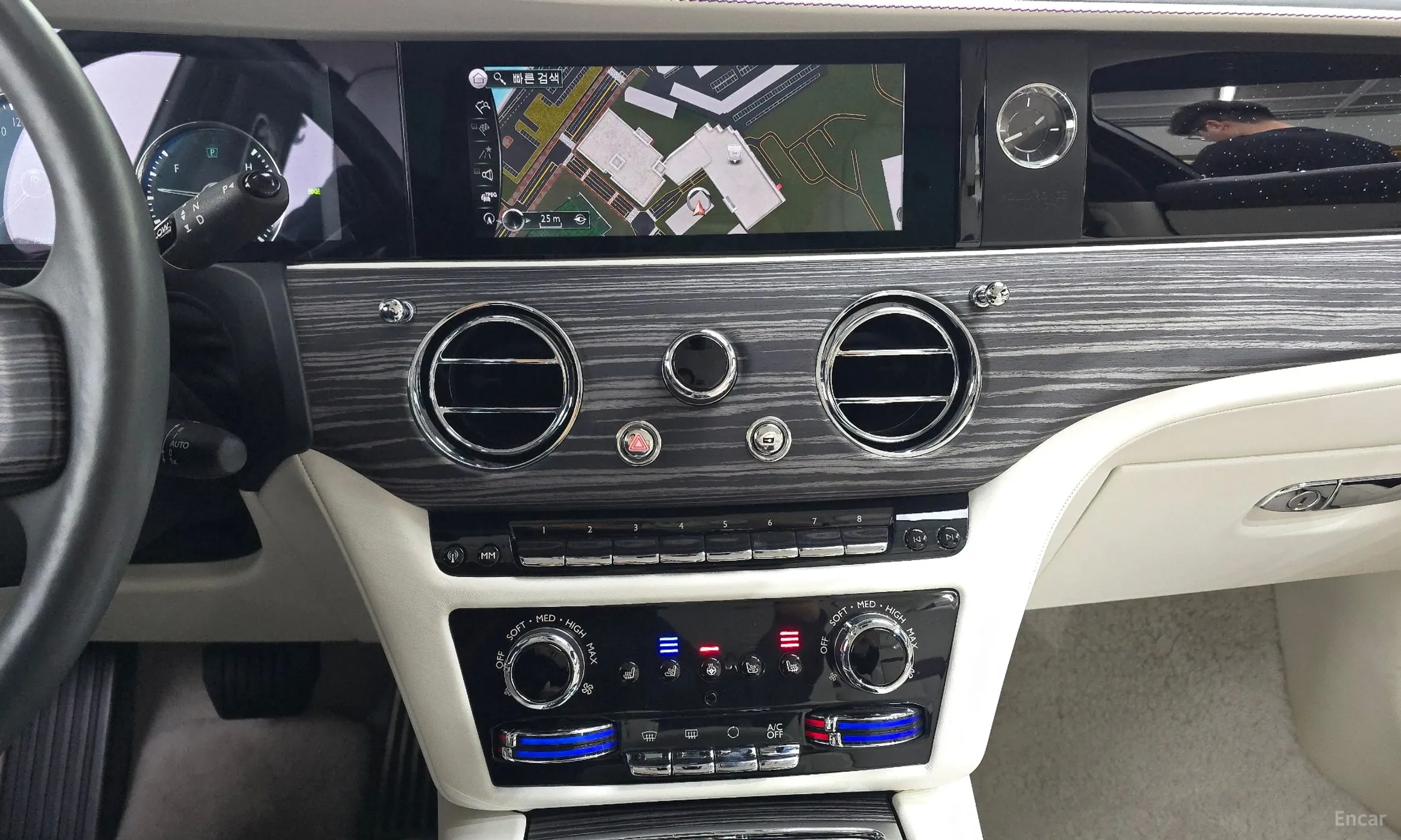 Rolls-Royce Ghost 2nd Generation превью 14