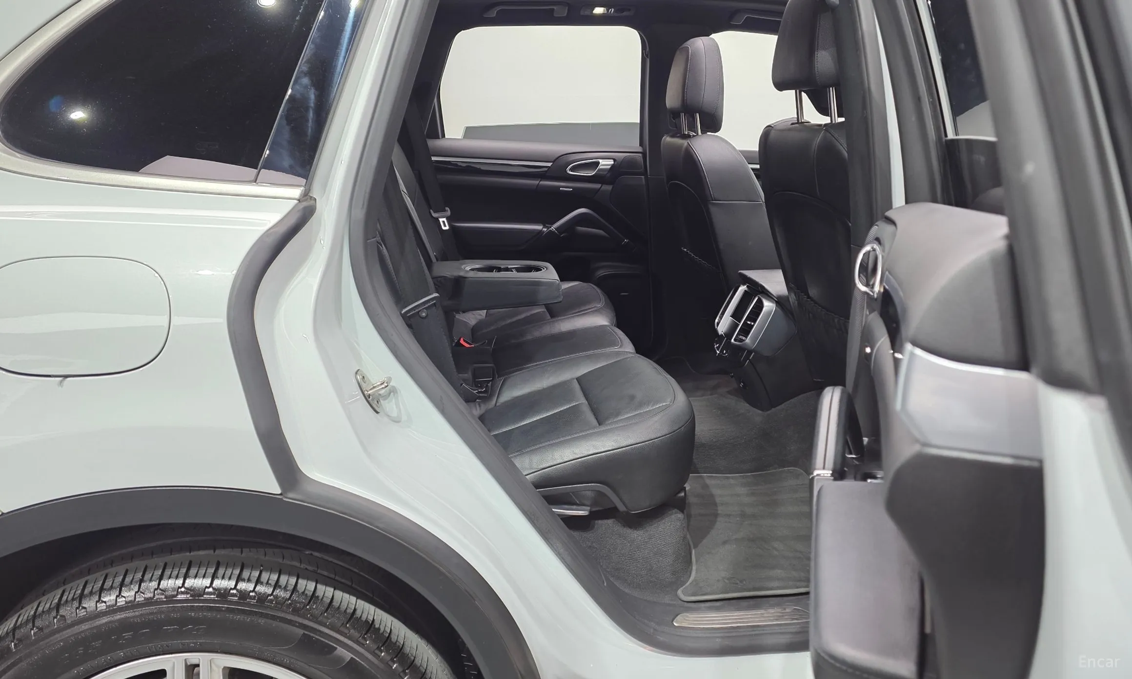 Porsche New Cayenne превью 18
