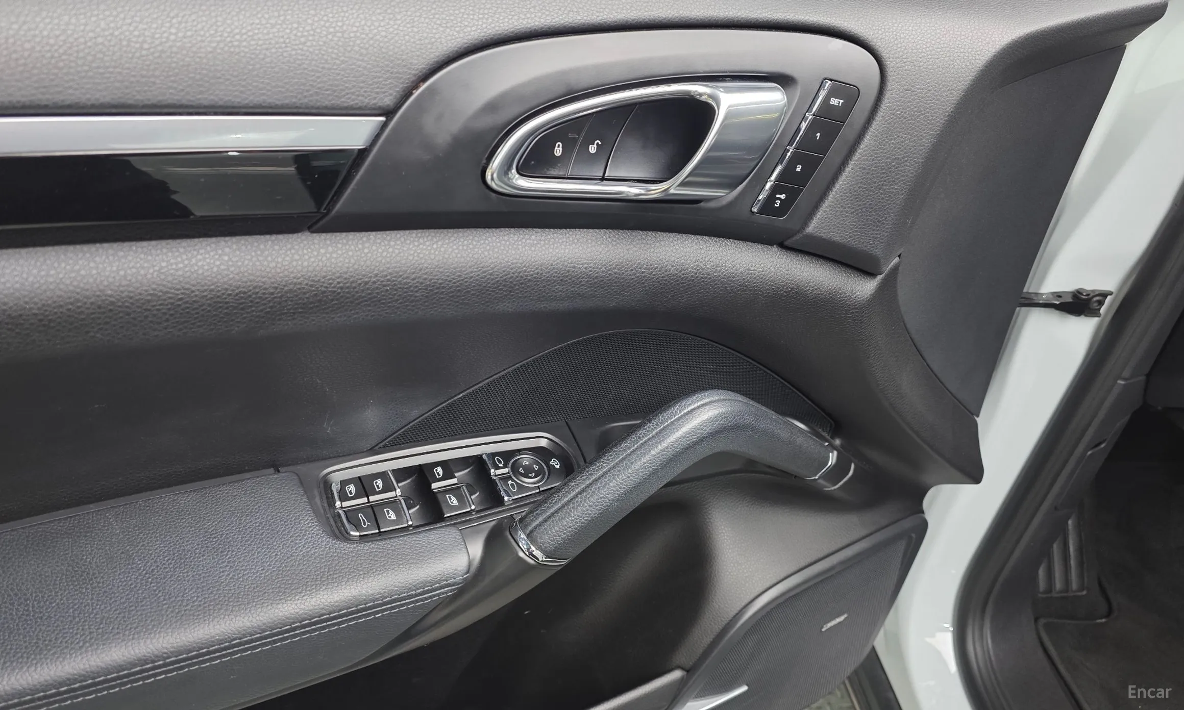 Porsche New Cayenne превью 19