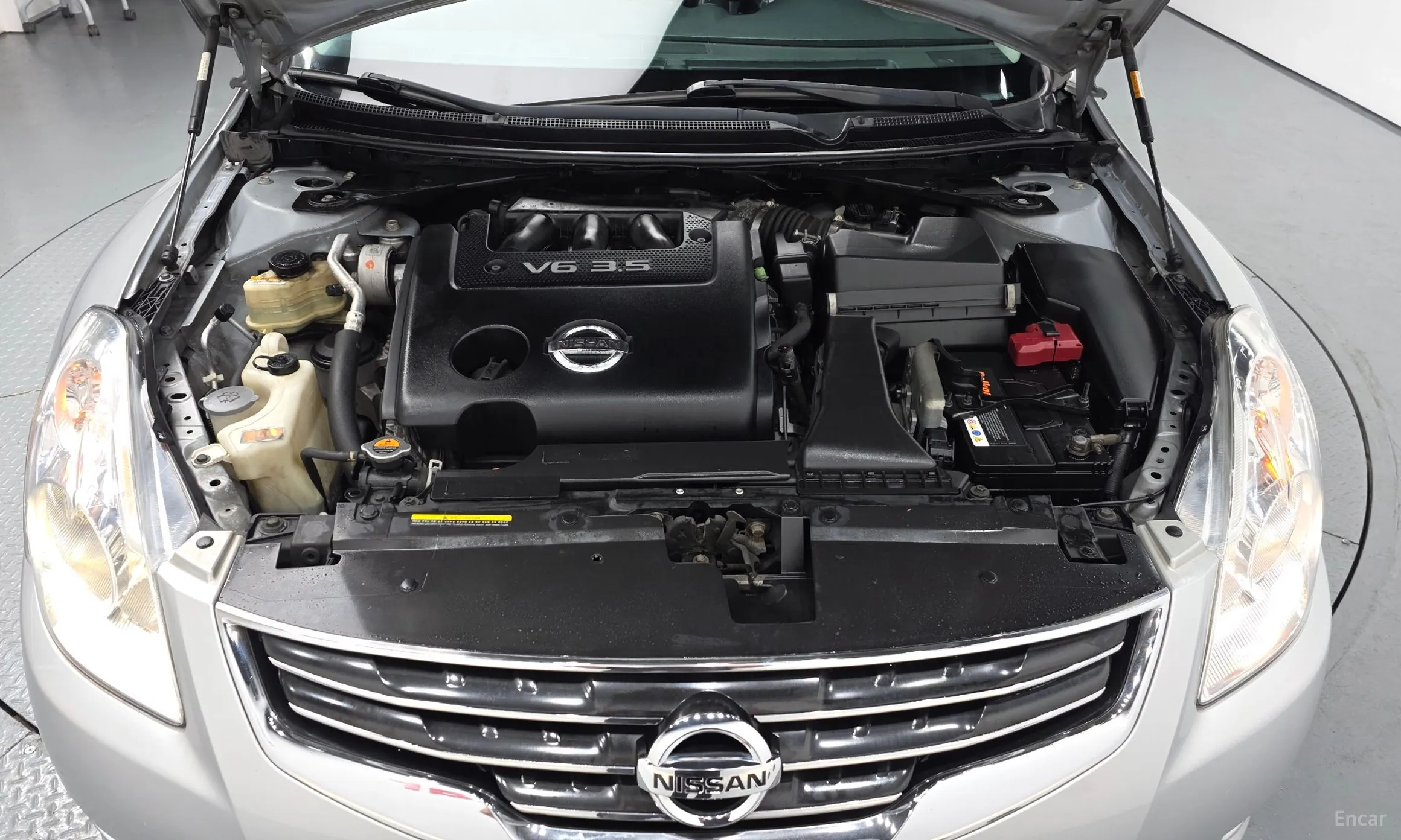 Nissan Altima превью 6