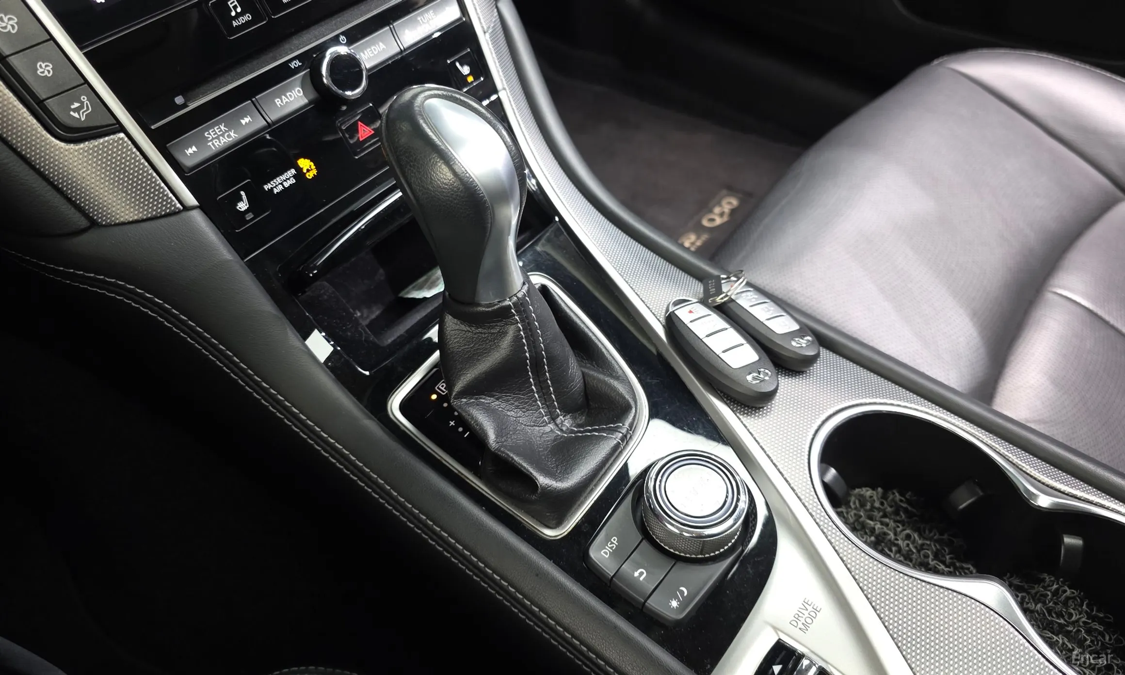 Infiniti Q50 превью 9