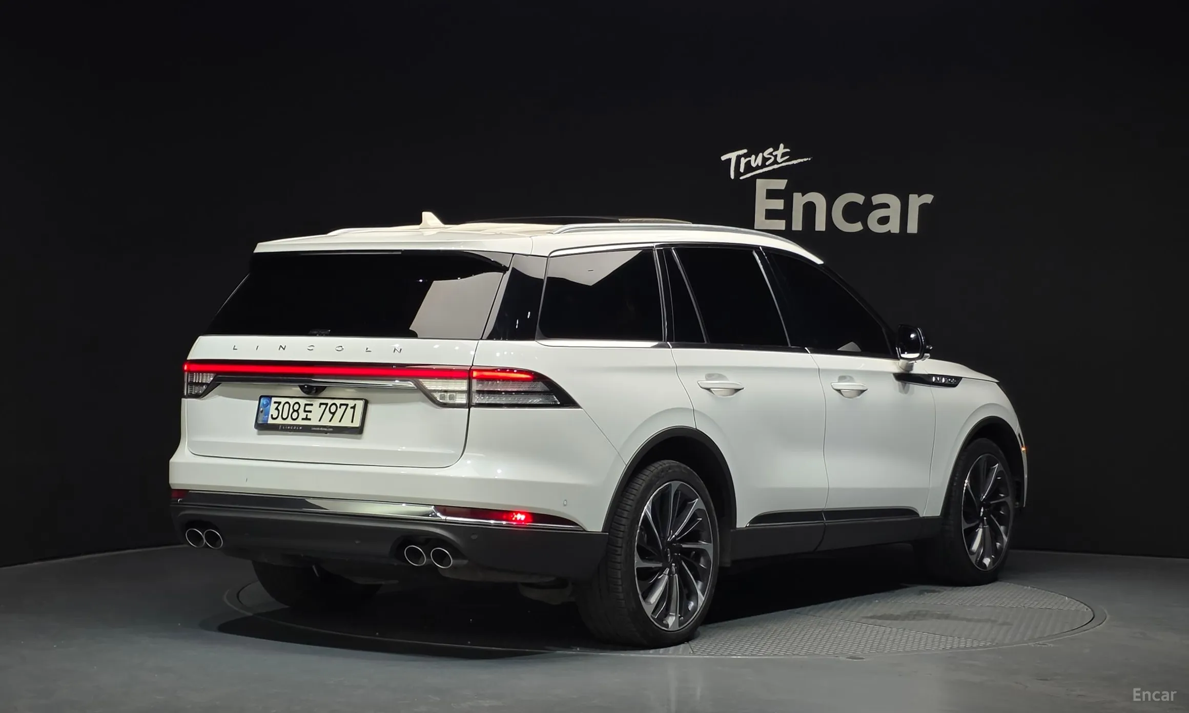 Lincoln Aviator 2nd Generation превью 2