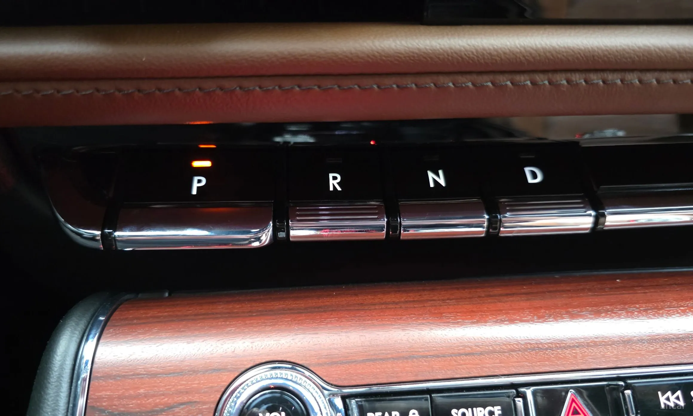 Lincoln Aviator 2nd Generation превью 9