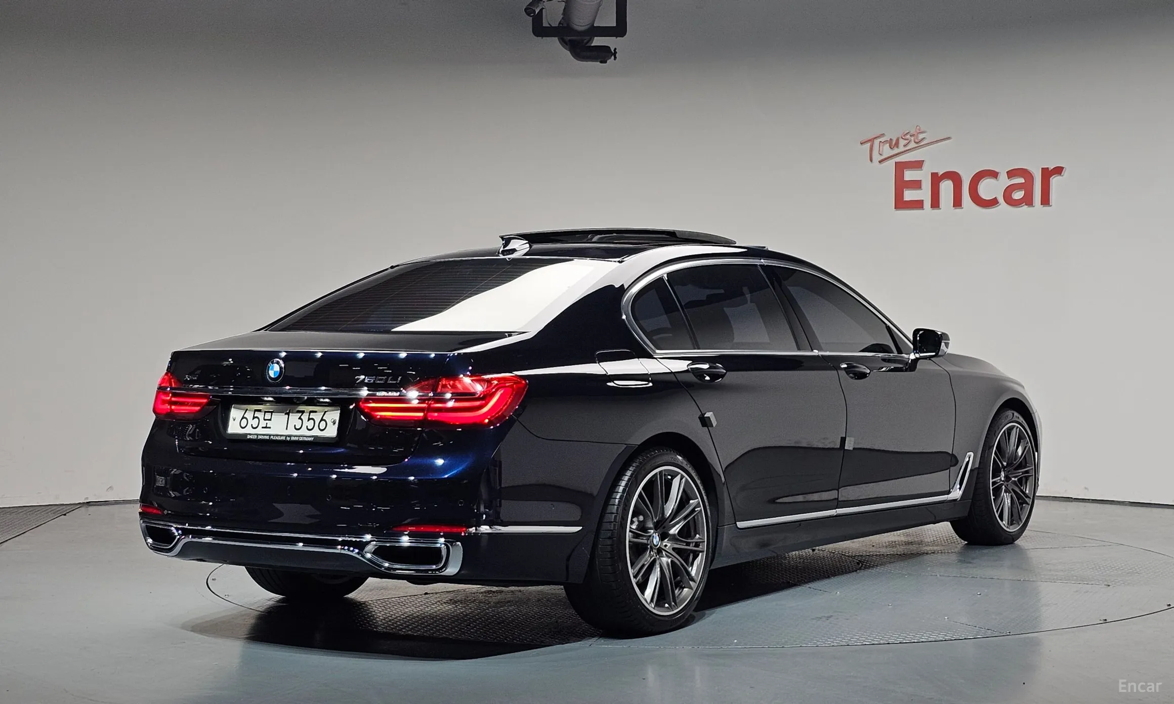 BMW 7 Series (G11)