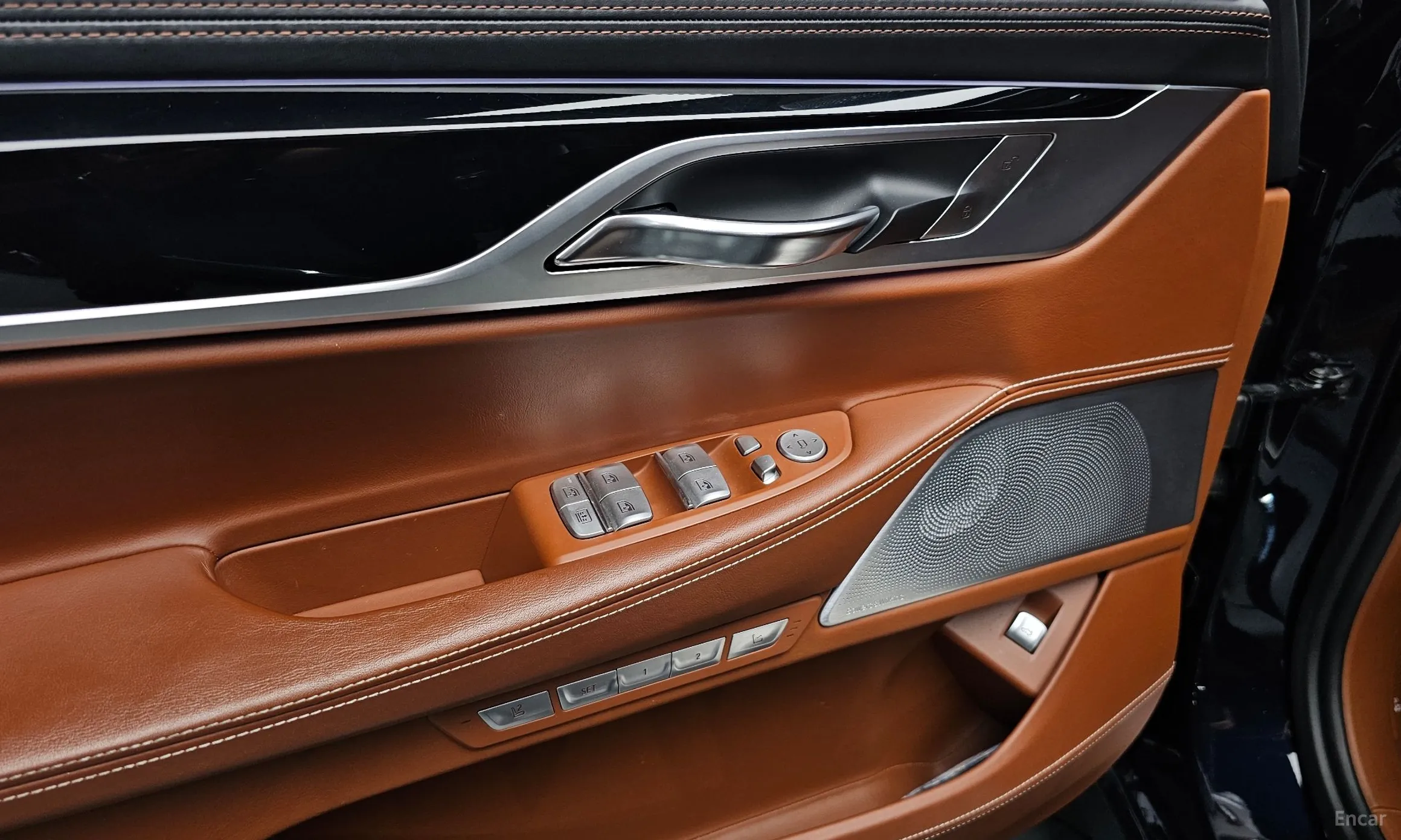 BMW 7 Series (G11) превью 17
