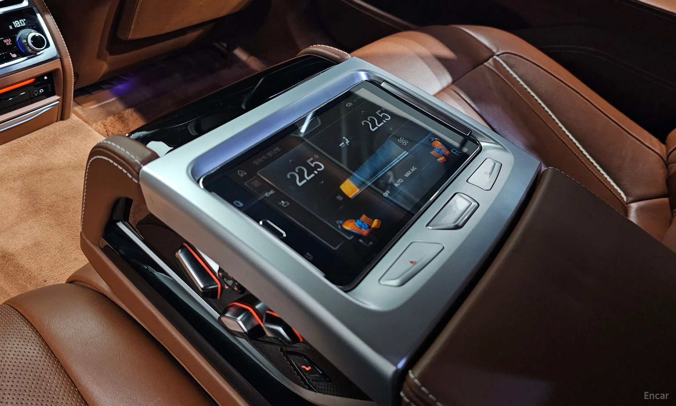 BMW 7 Series (G11) превью 19