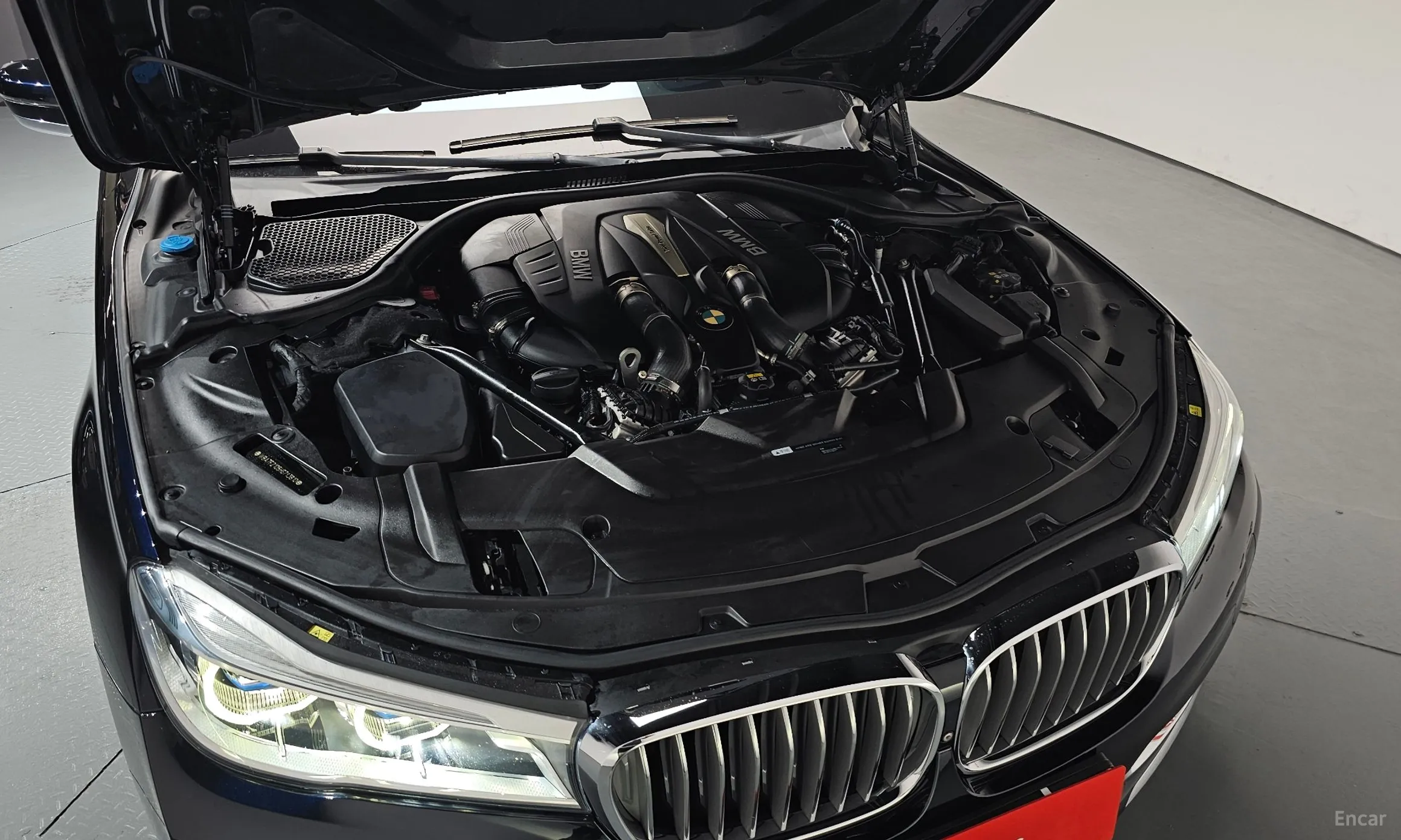 BMW 7 Series (G11) превью 6