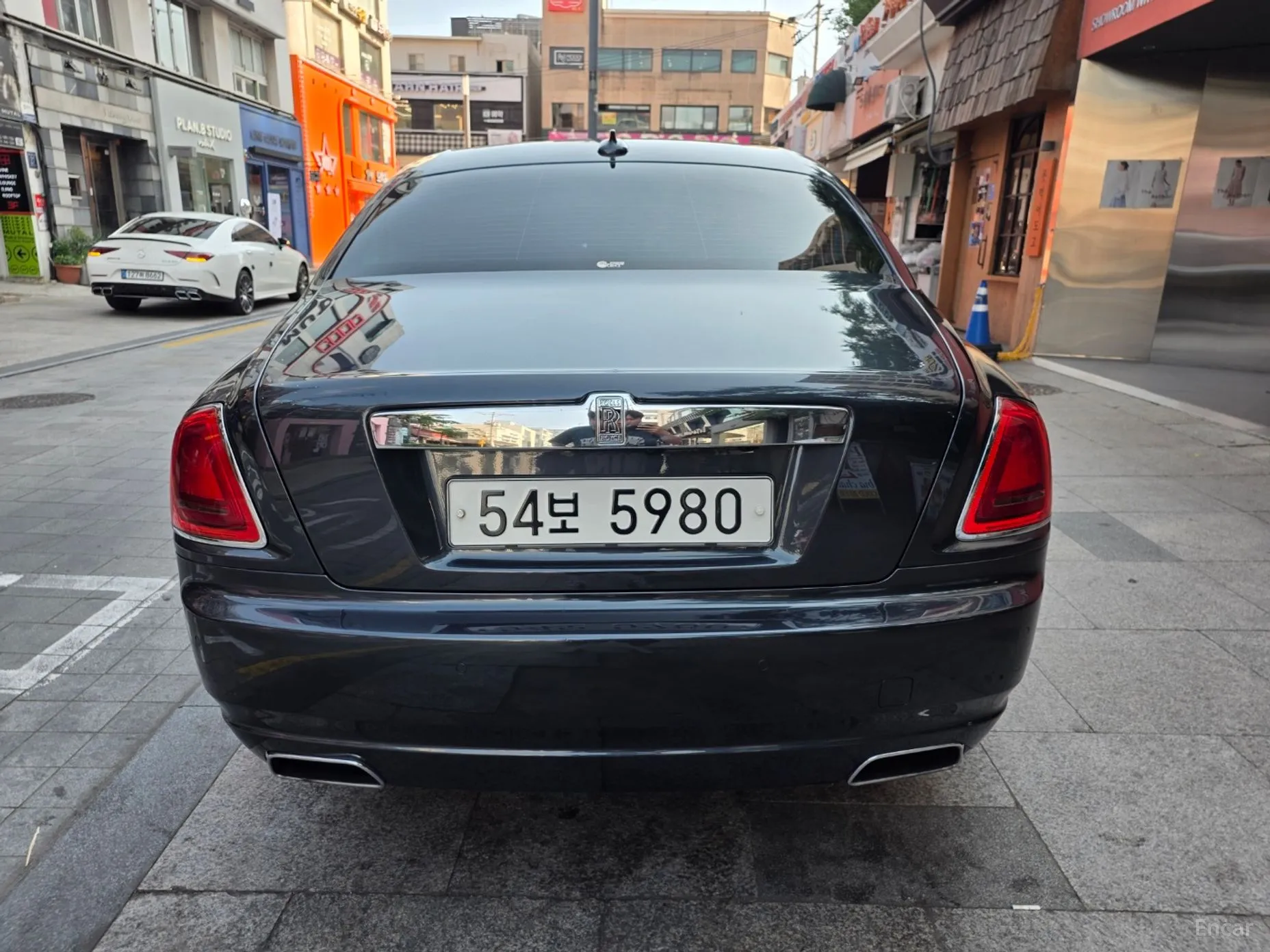 Rolls-Royce Ghost превью 4