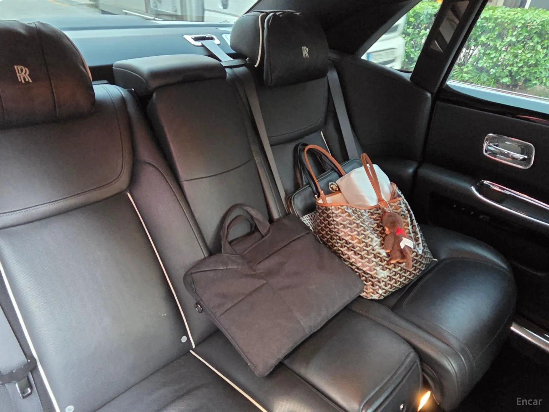 Rolls-Royce Ghost превью 7
