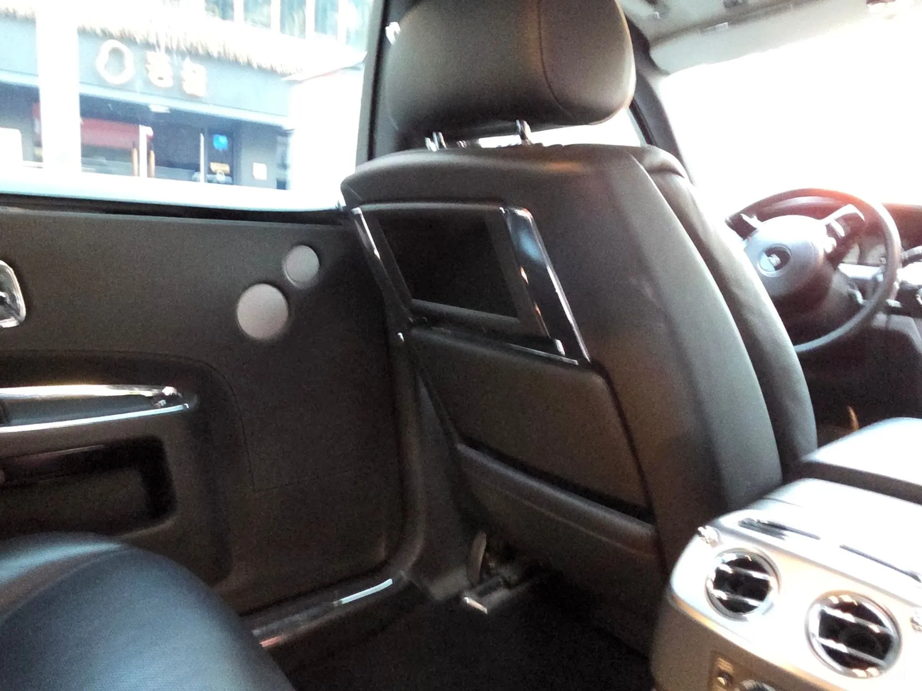 Rolls-Royce Ghost превью 8
