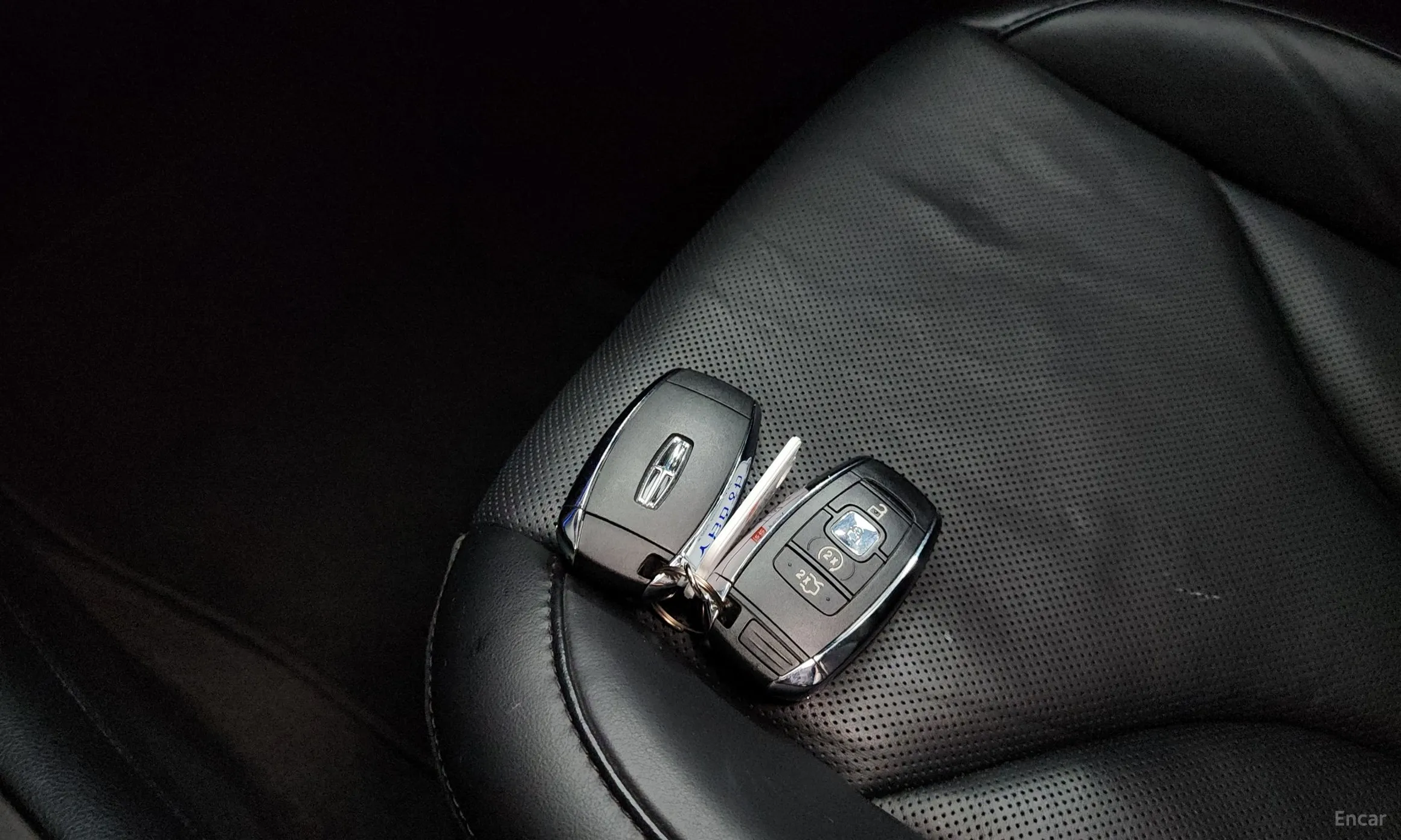 Lincoln MKC превью 15