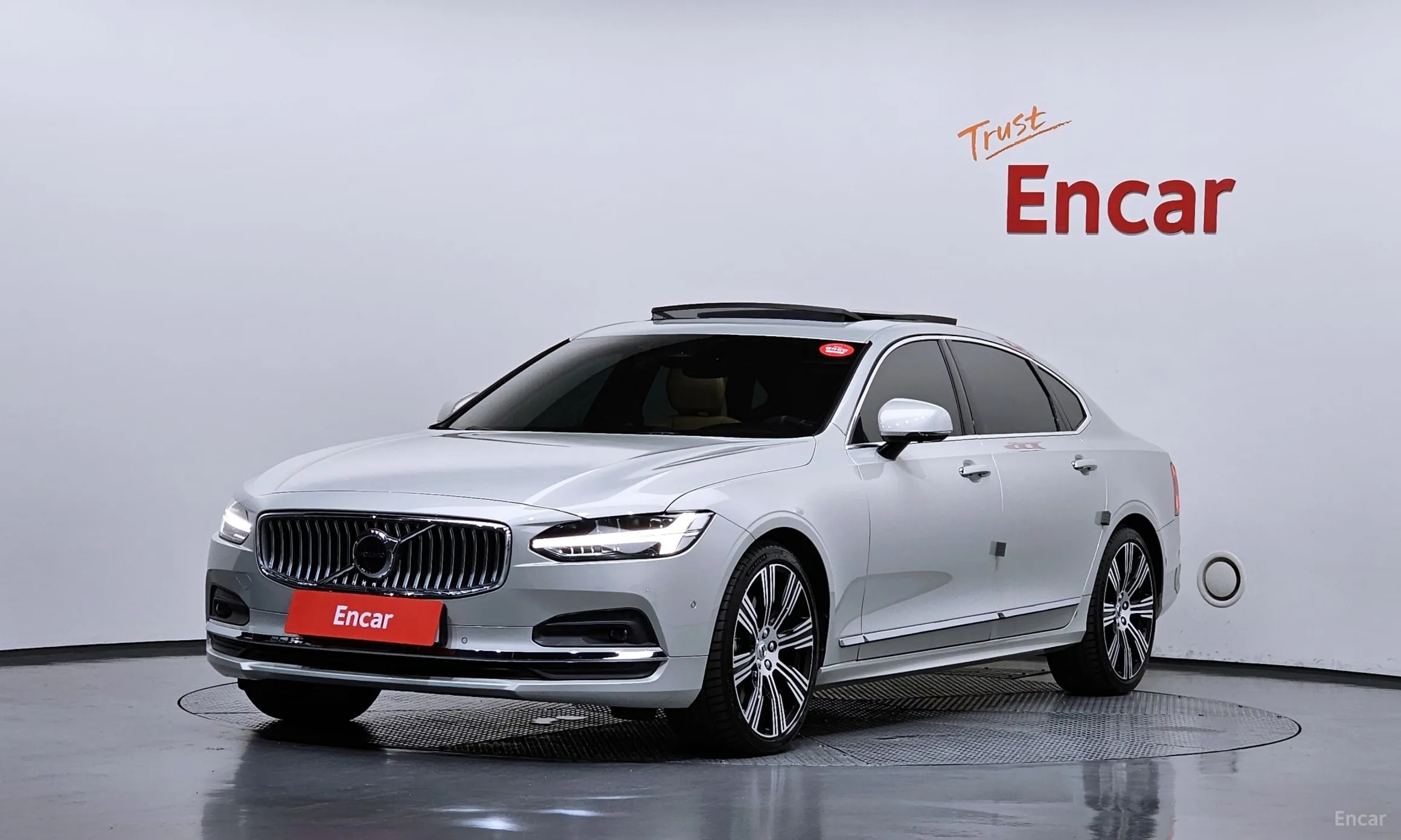 S90
