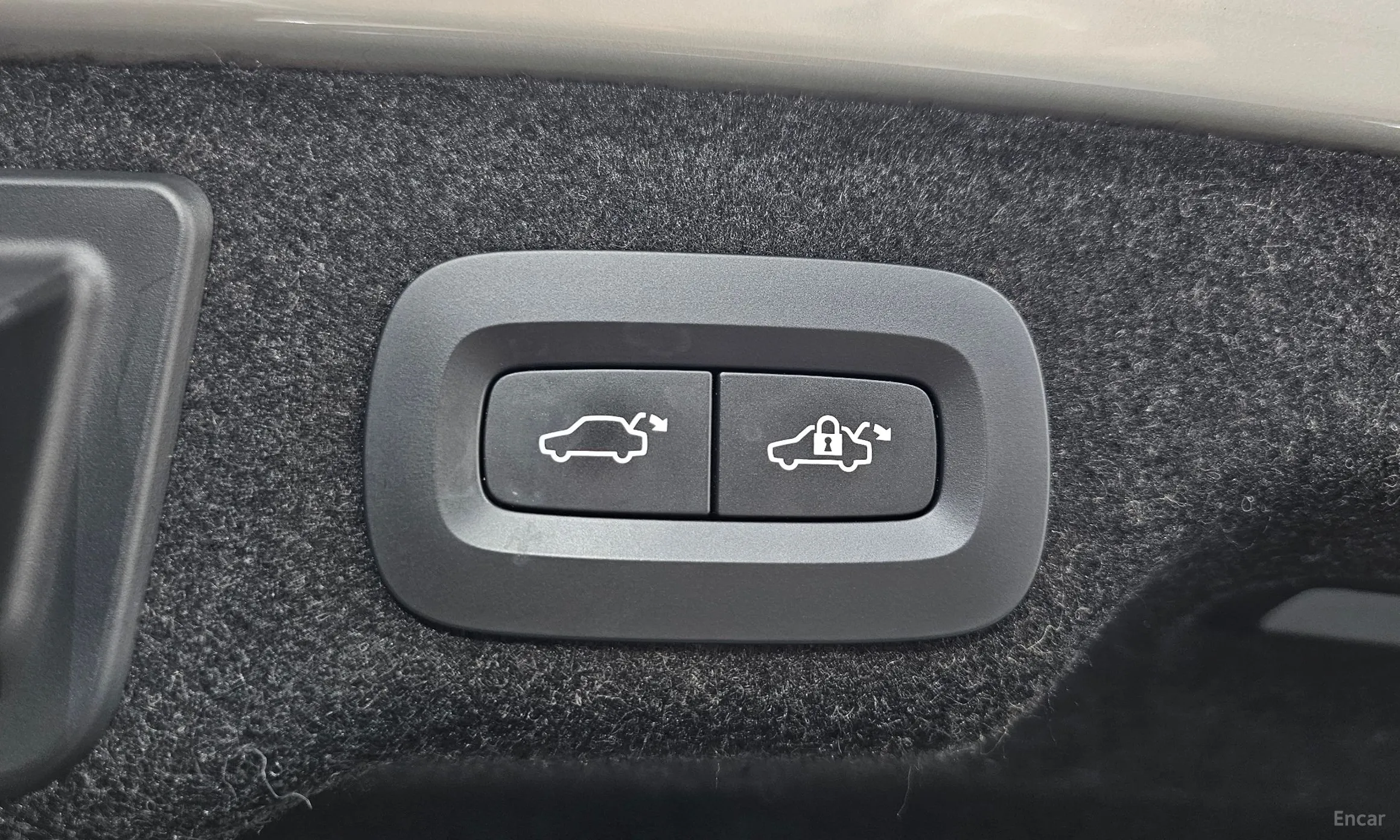Volvo S90 превью 17