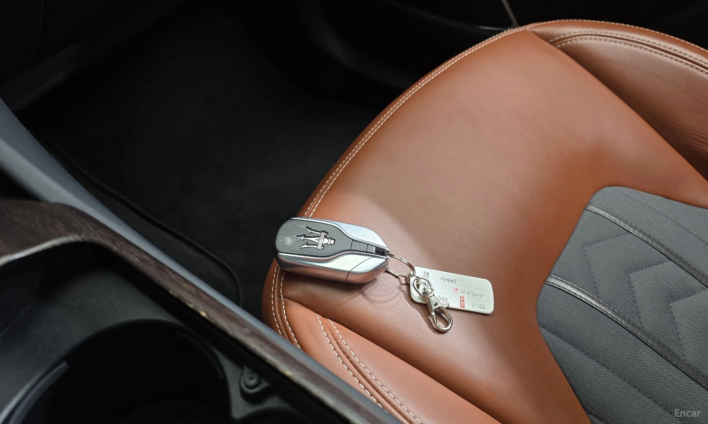 Maserati Levante превью 15