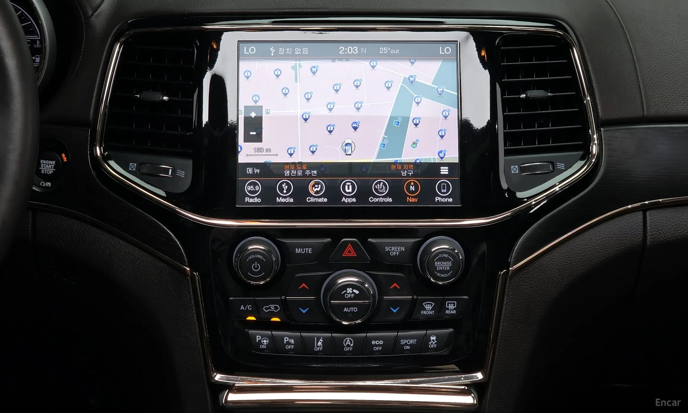 Jeep Grand Cherokee превью 14