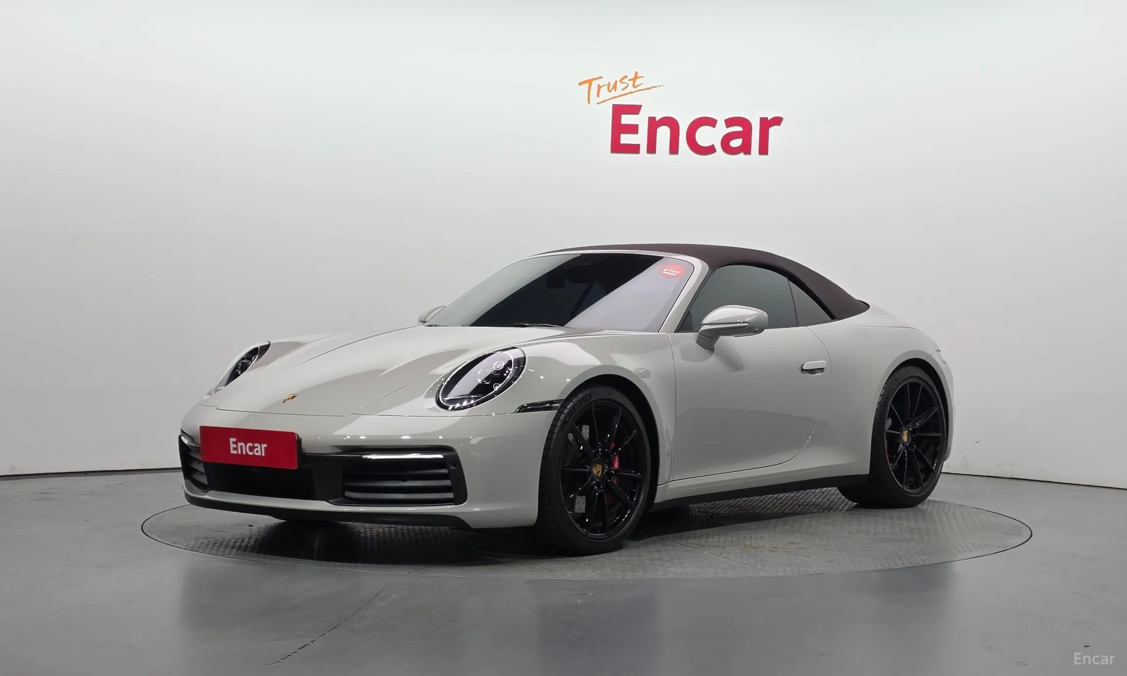 Porsche 911 (992)