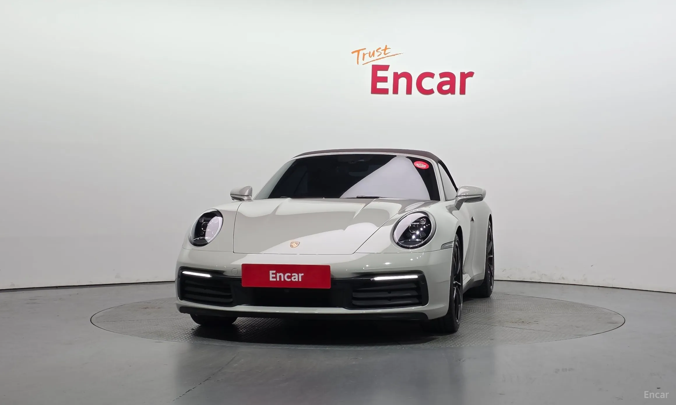 Porsche 911 (992) превью 3