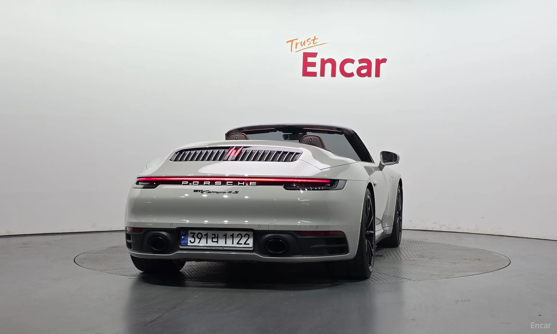Porsche 911 (992) превью 4