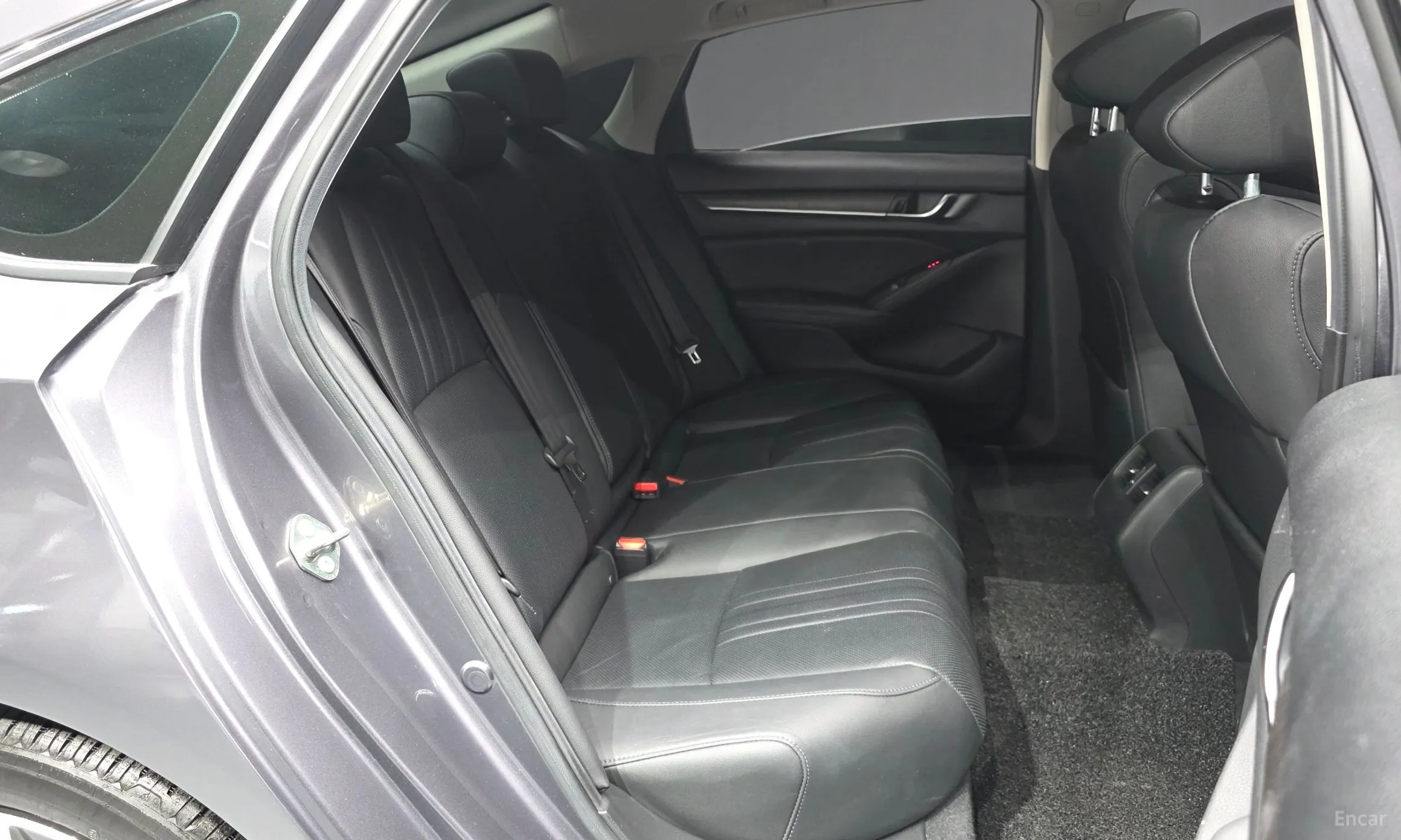 Honda Accord 10th Generation превью 12