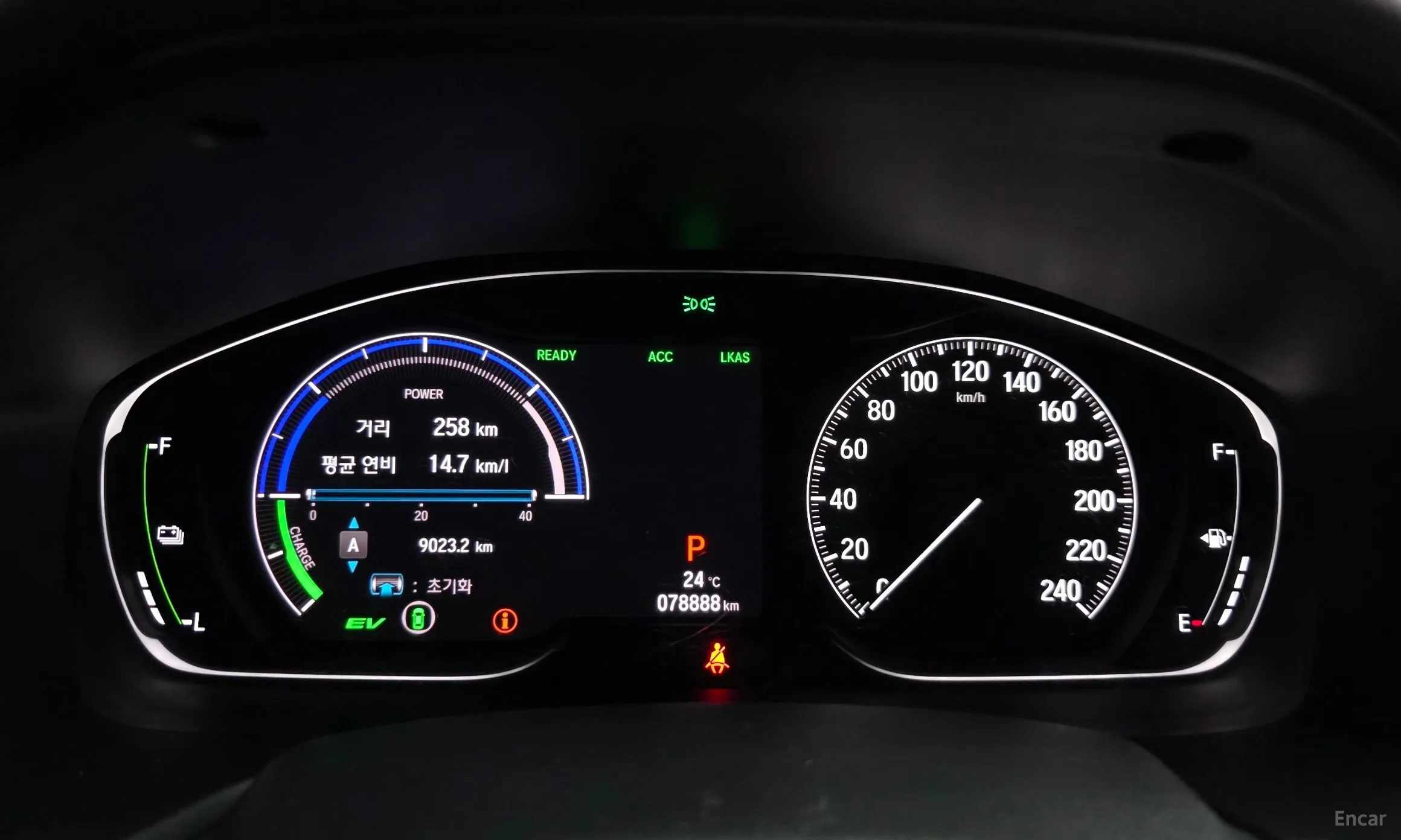 Honda Accord 10th Generation превью 8