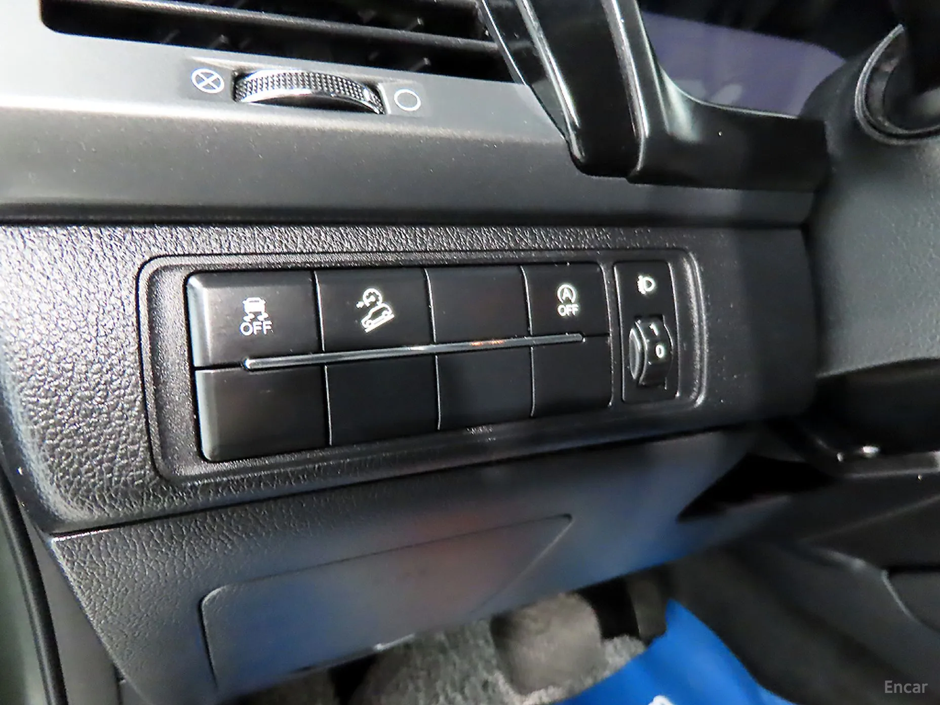 KG Mobility (SsangYong) Rexton Sports превью 13