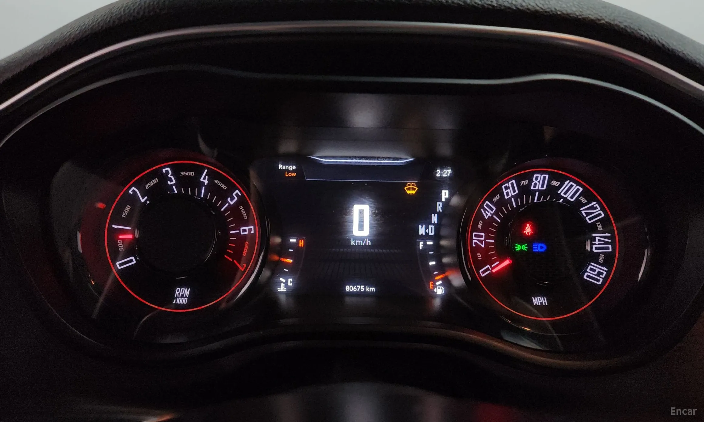 Dodge Challenger превью 8