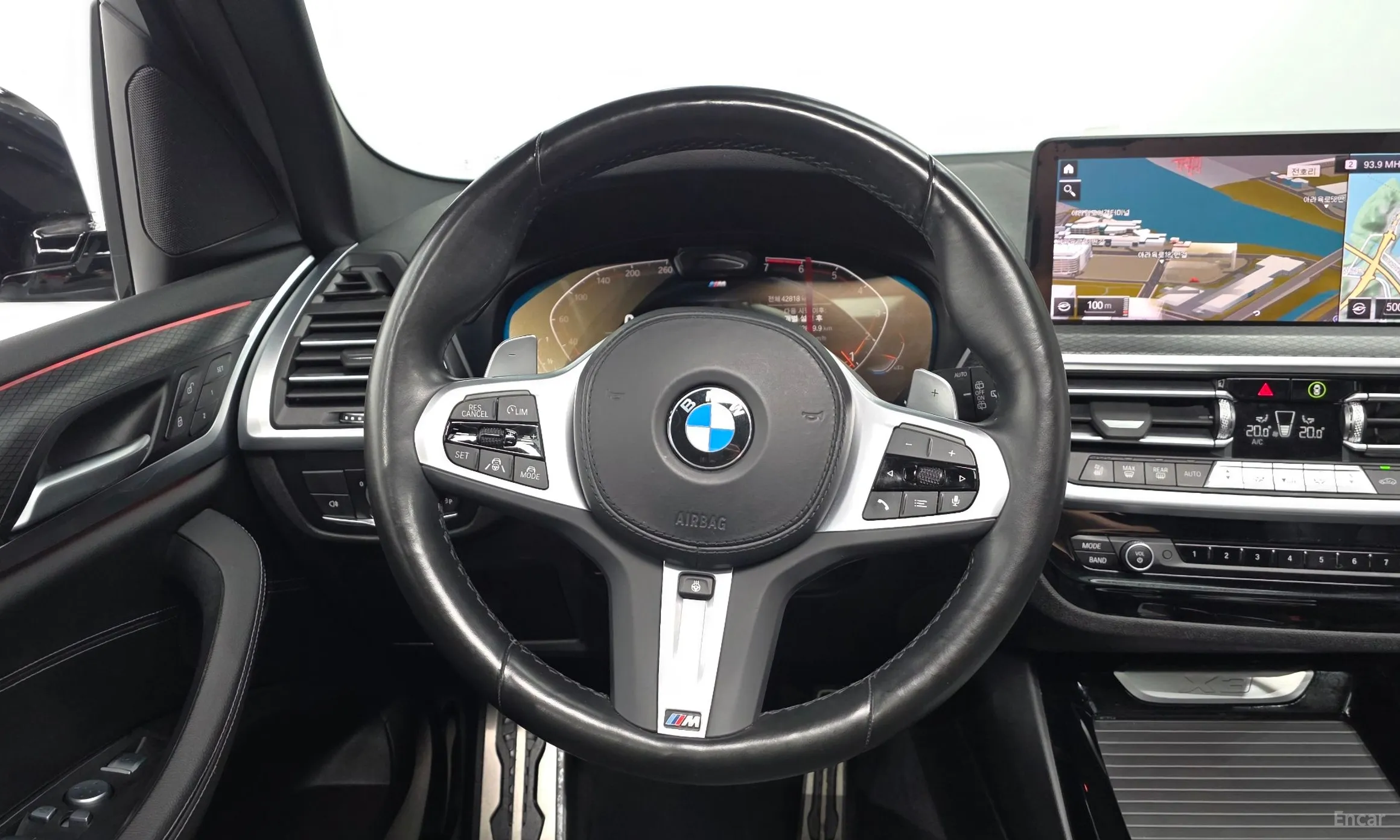 BMW X3 (G01) превью 12