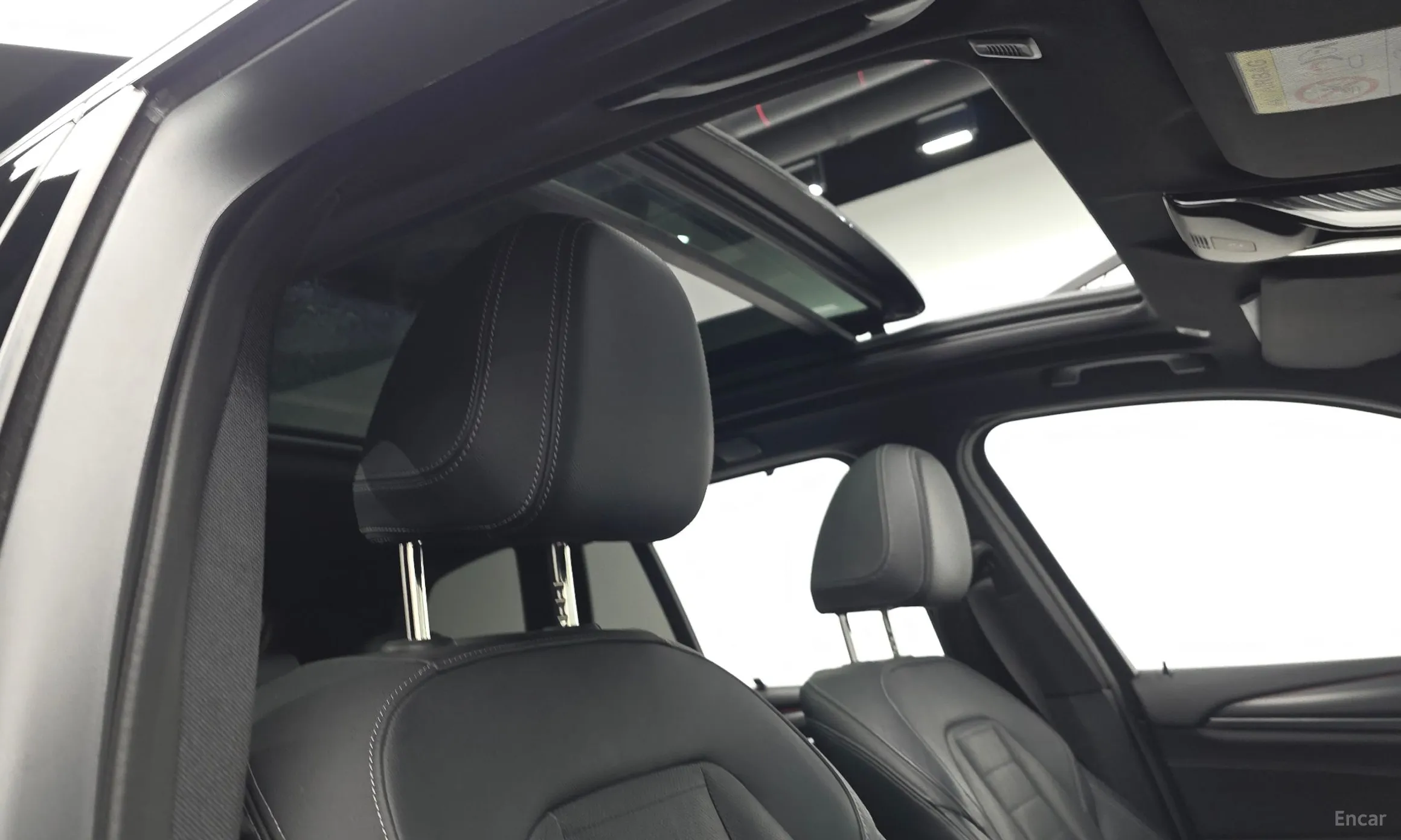 BMW X3 (G01) превью 16